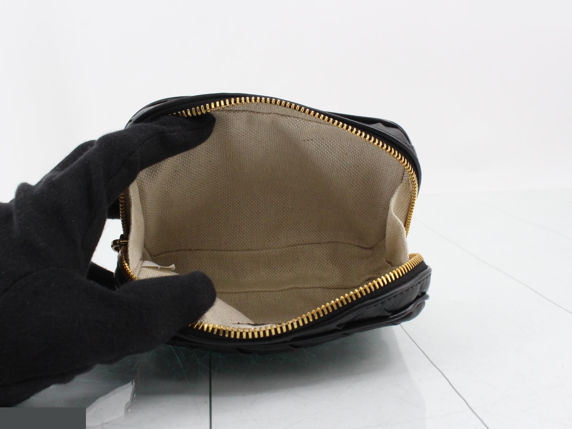 776873 Intrecciato (Bag) / Pouch - Unused — view 4