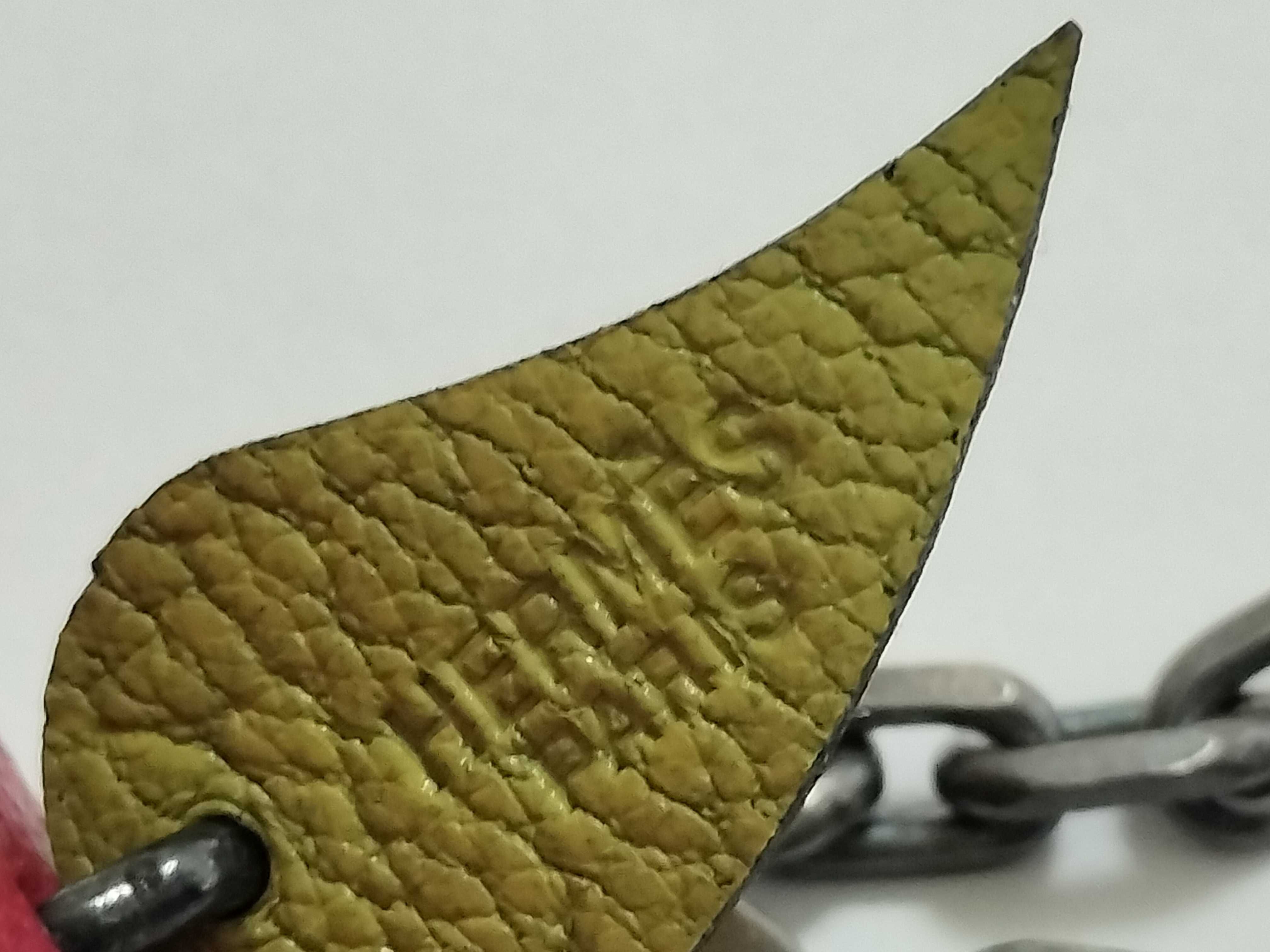 Charm — view 3