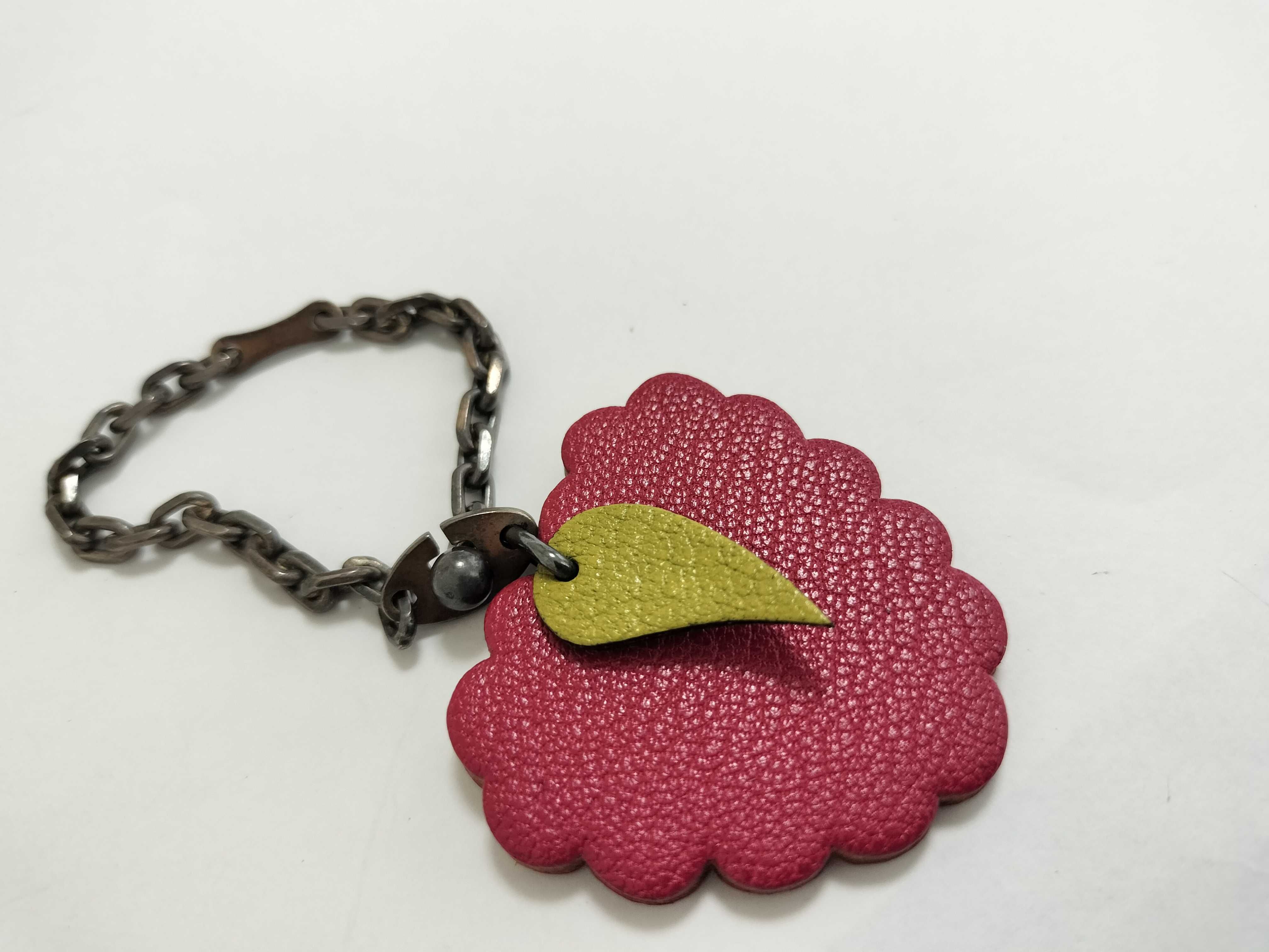 Charm — view 8