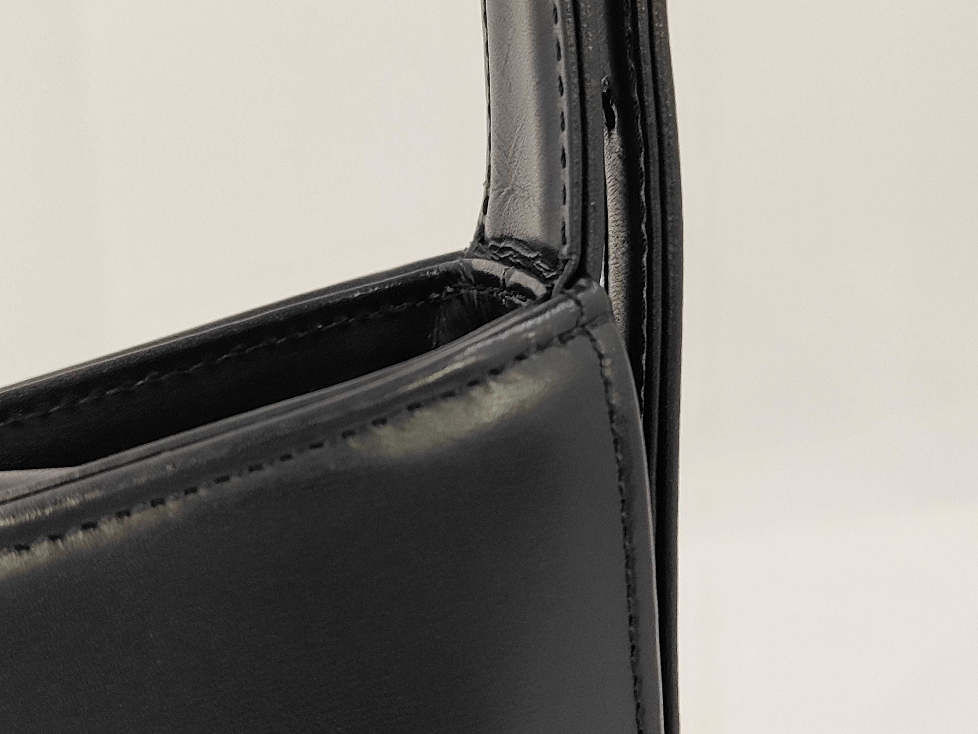 Vintage Logo Handbag, Black Shoulder Bag — view 3