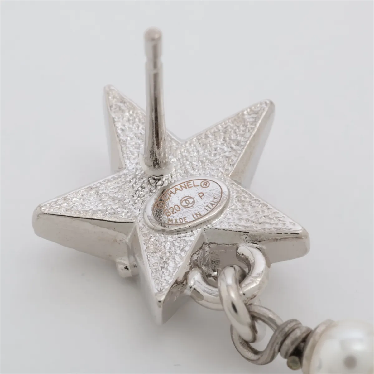 Coco Mark Star B20P Earrings (Pair) GP x Rhinestone x Faux Pearl Silver. — view 5
