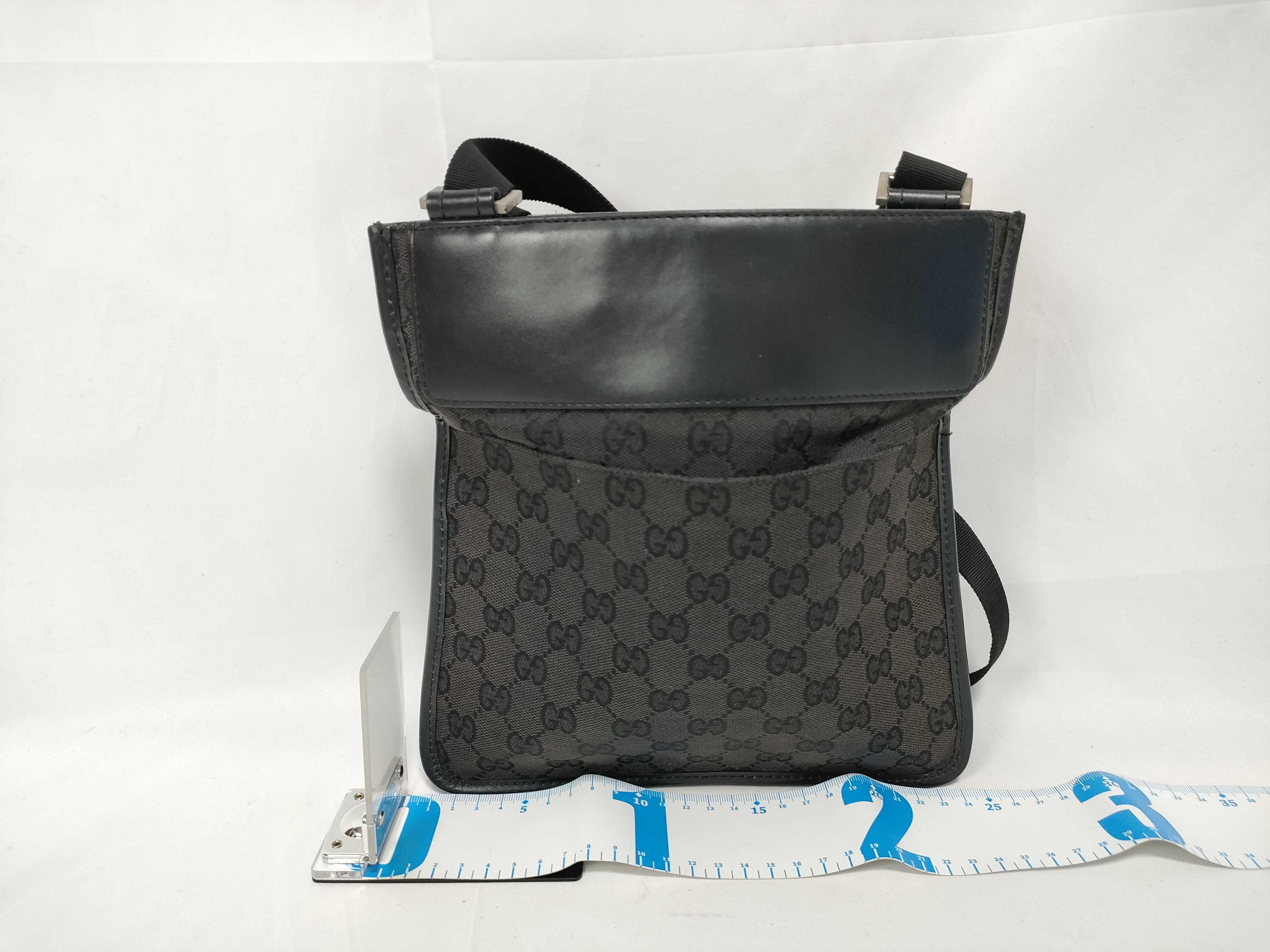 GG Canvas Shoulder Bag, Black — view 2