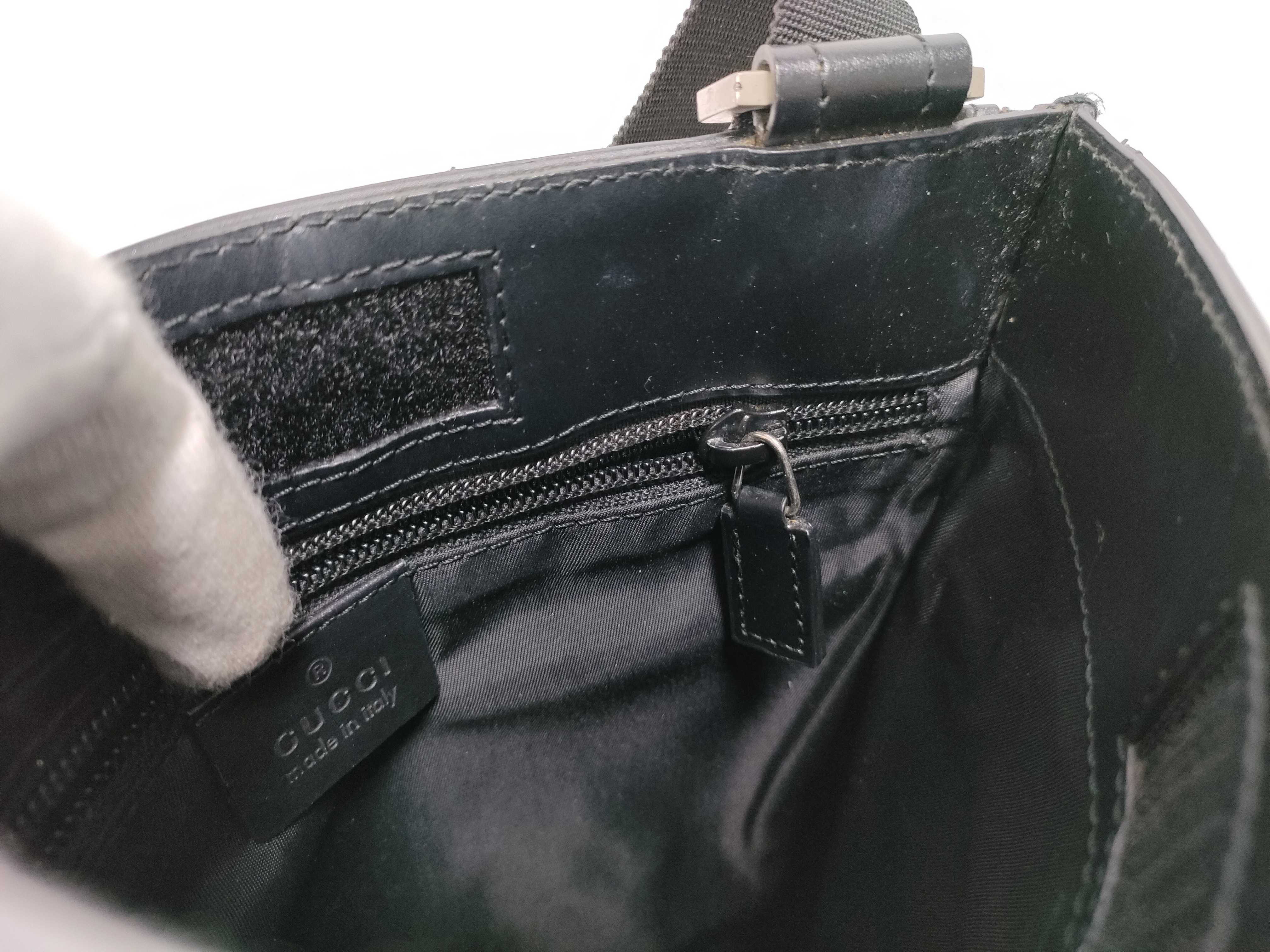 GG Canvas Shoulder Bag, Black — view 13