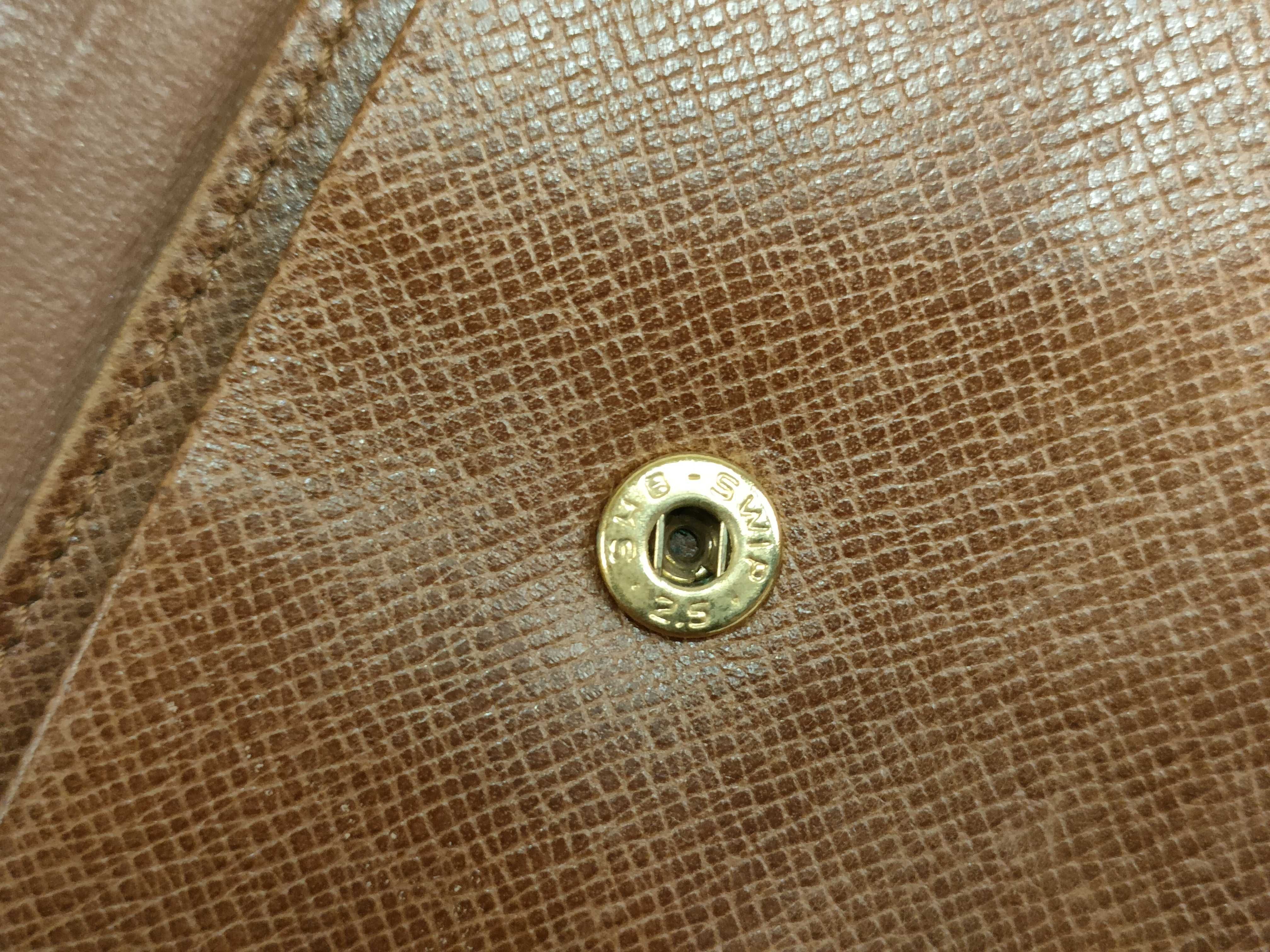Monogram LV Monogram Bi-fold Wallet — view 14