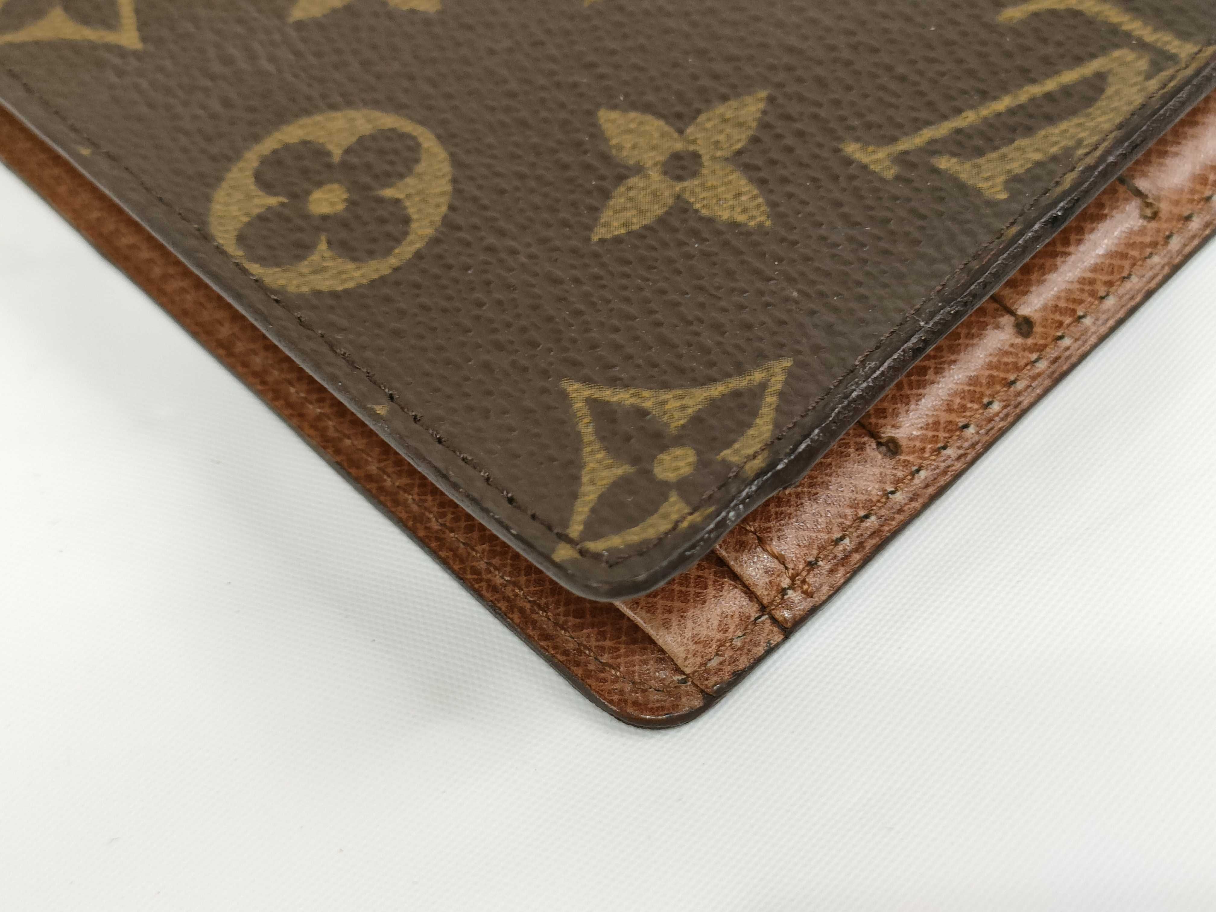 Monogram LV Monogram Bi-fold Wallet — view 3