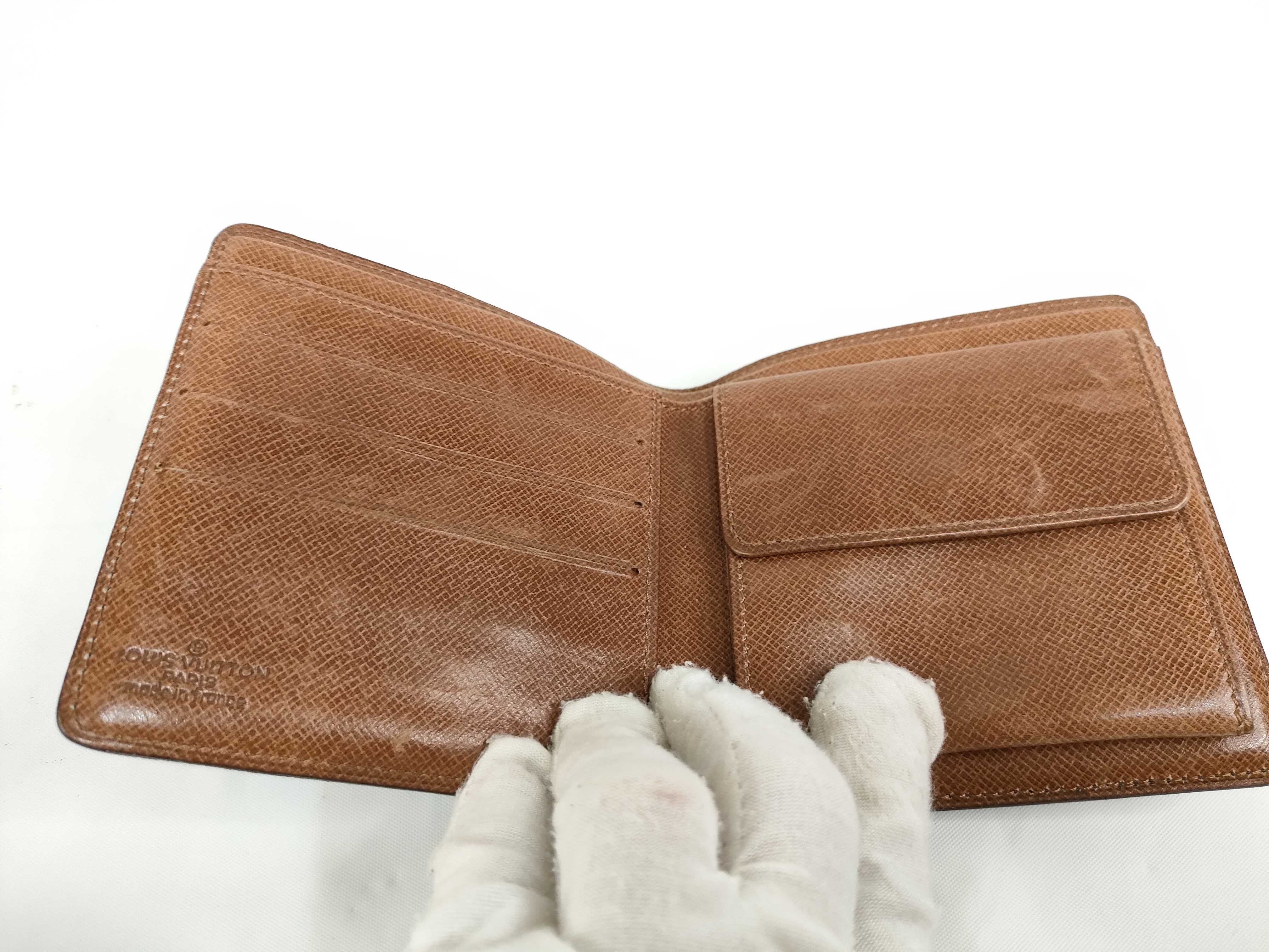 Monogram LV Monogram Bi-fold Wallet — view 8