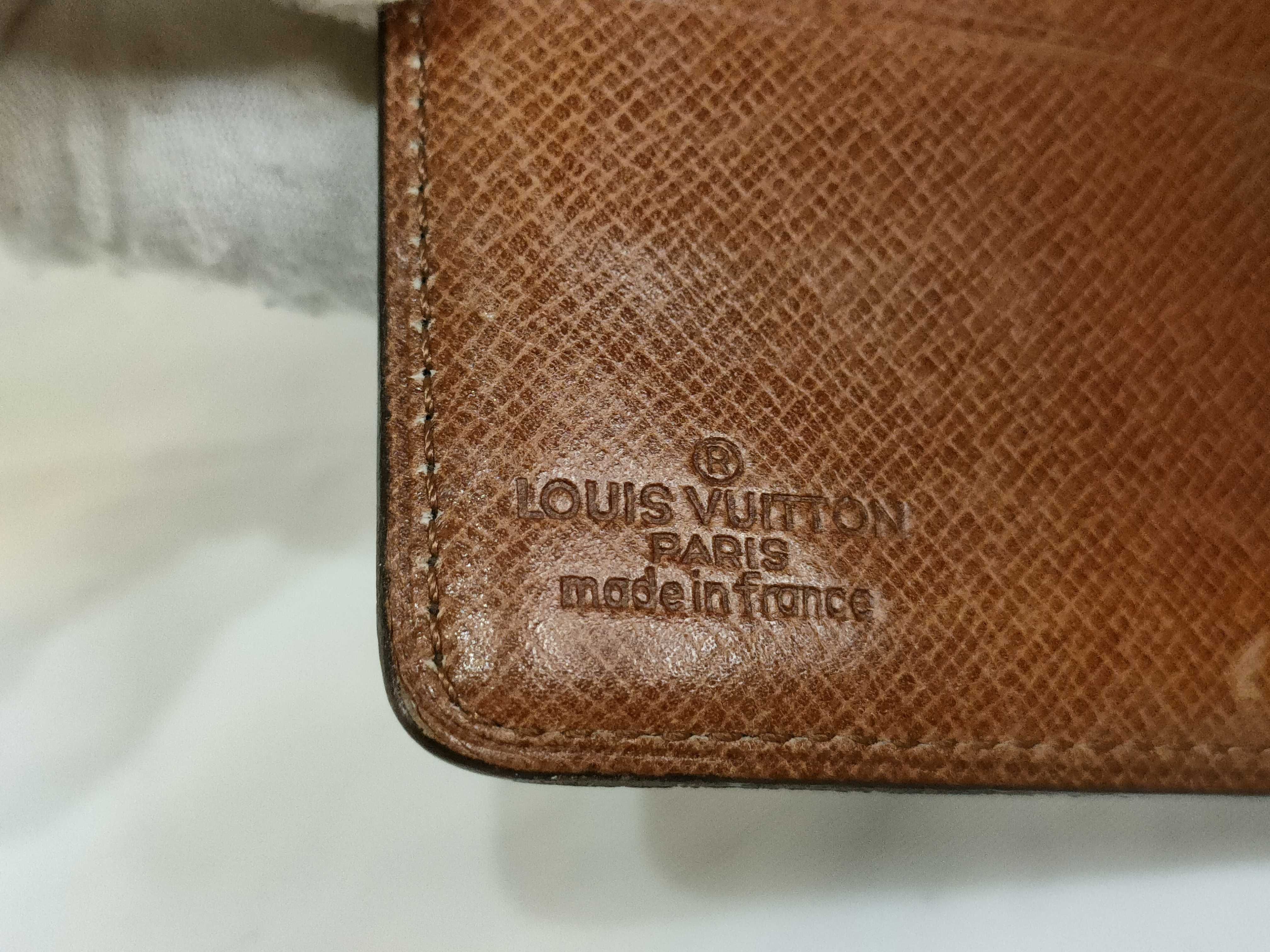 Monogram LV Monogram Bi-fold Wallet — view 9