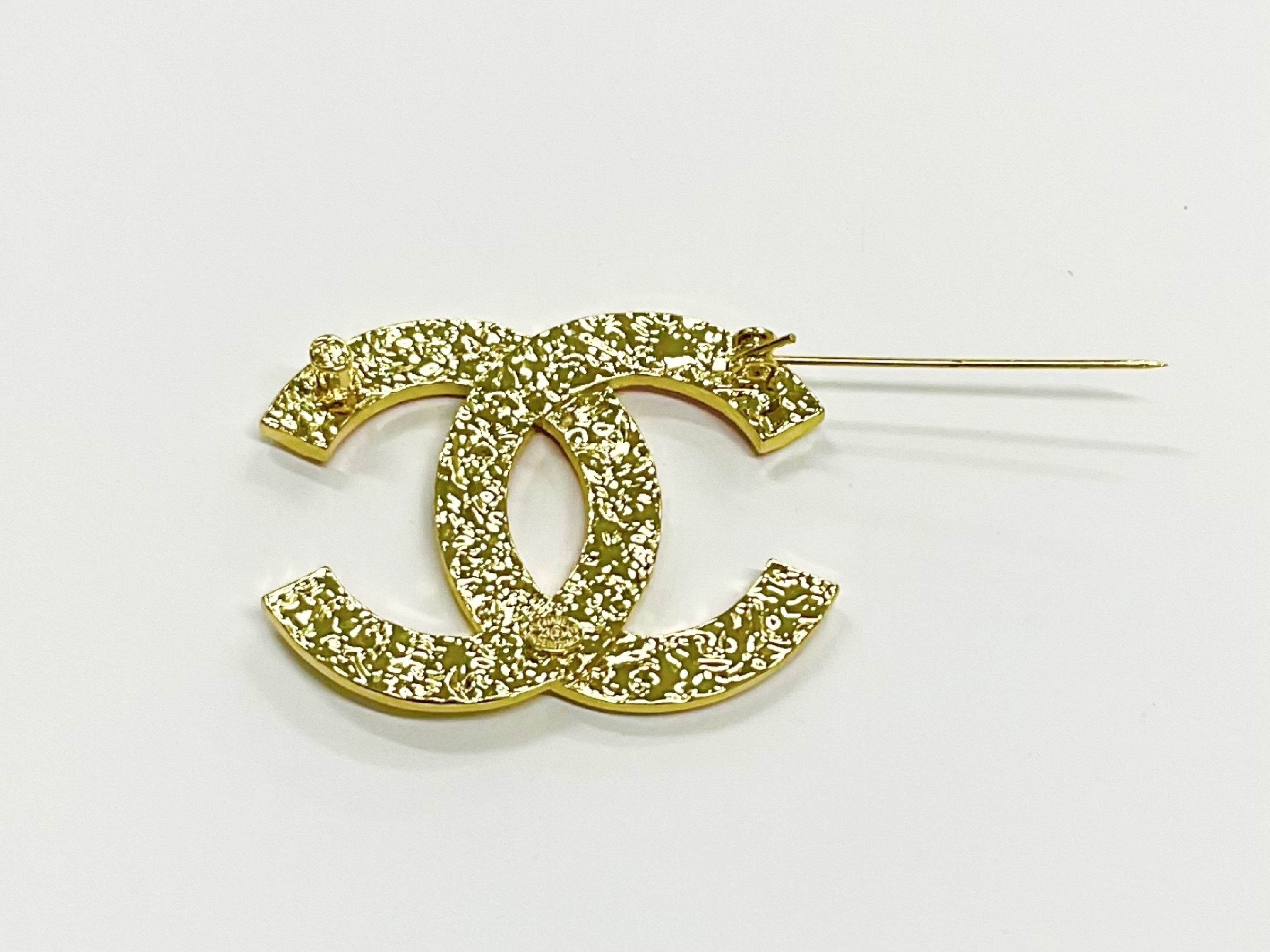 GP Brooch — view 3