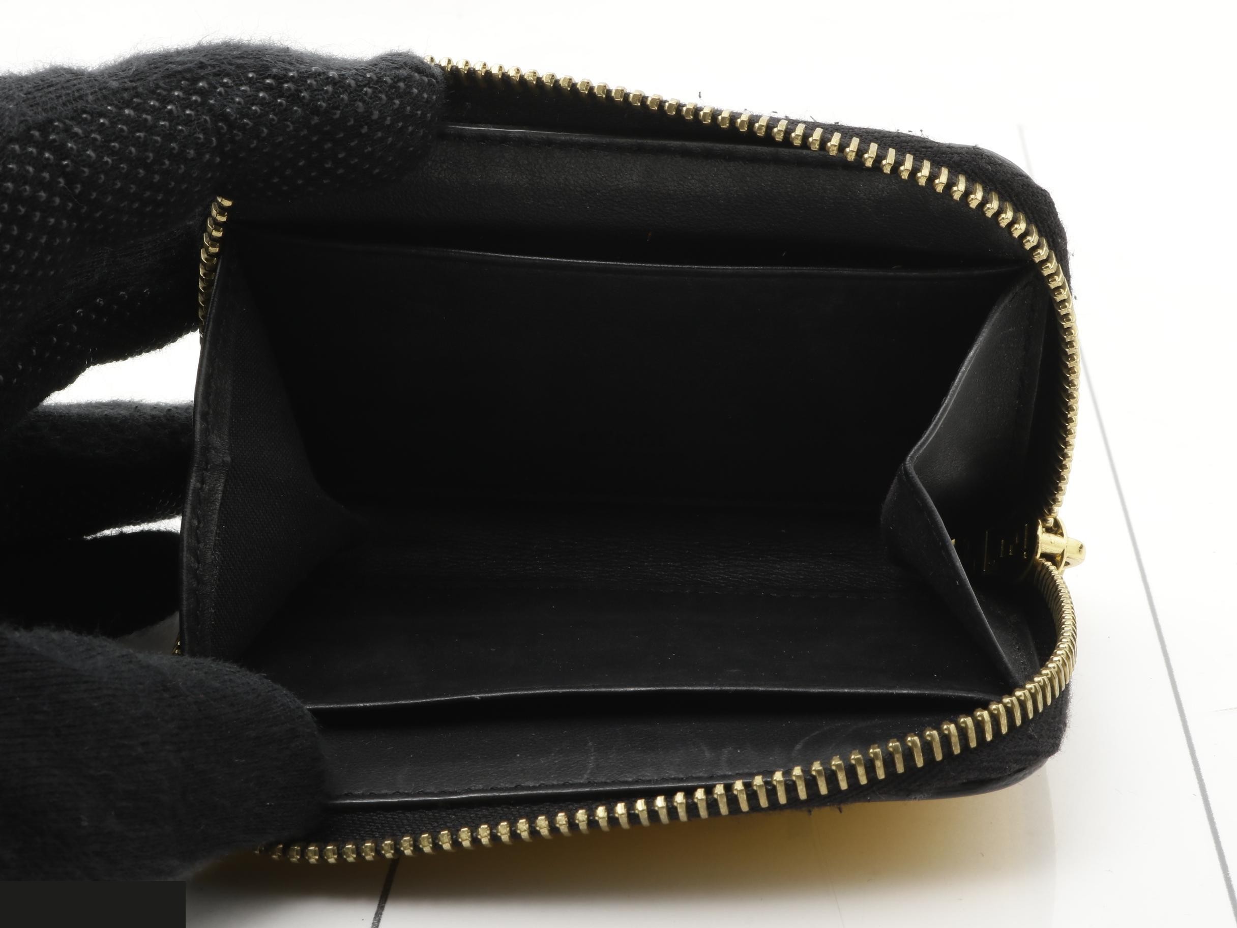 Other lines: Bags and coin cases — view 4