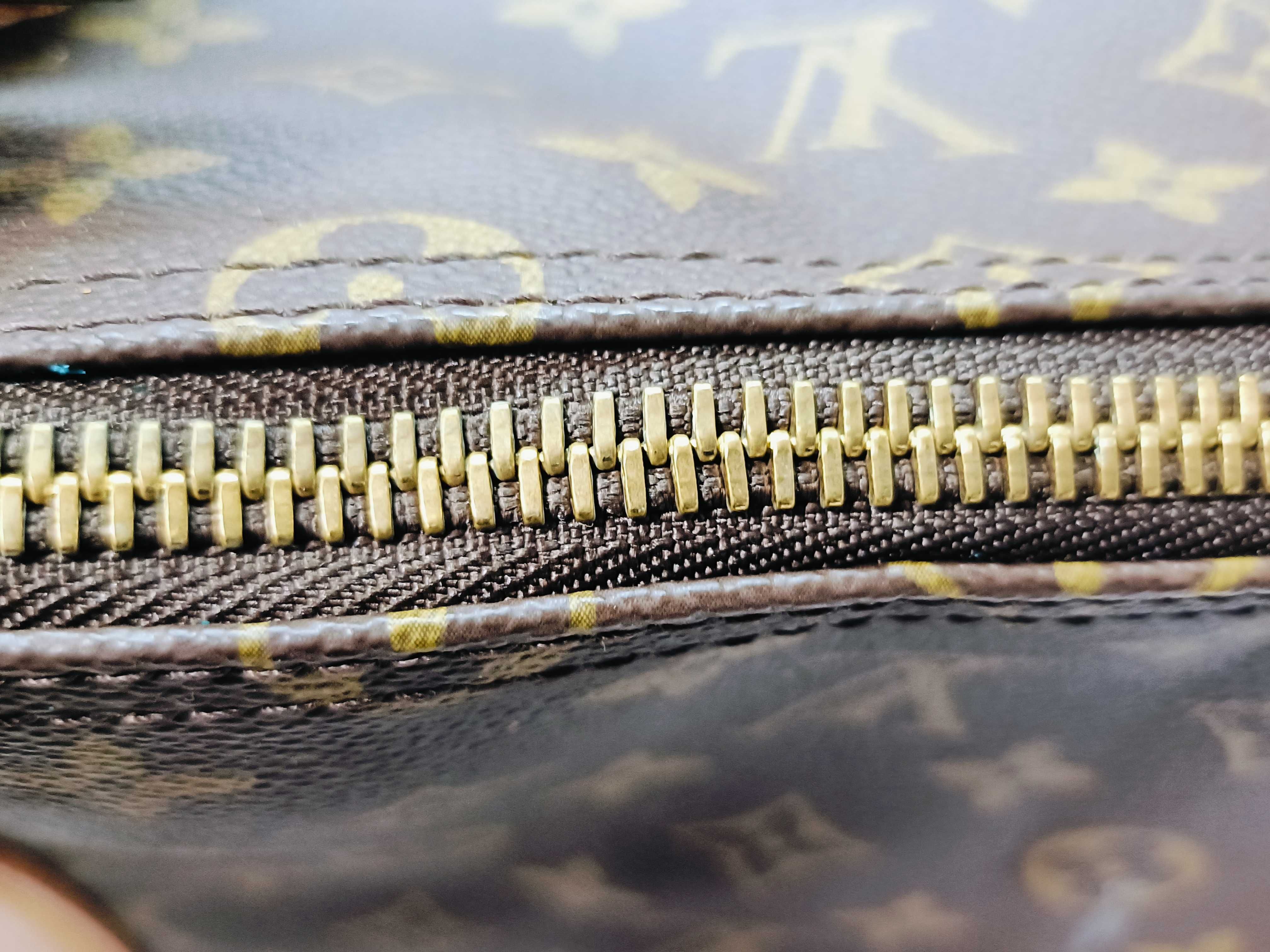 Monogram M41424 Keepall 55 Boston Bag — view 9