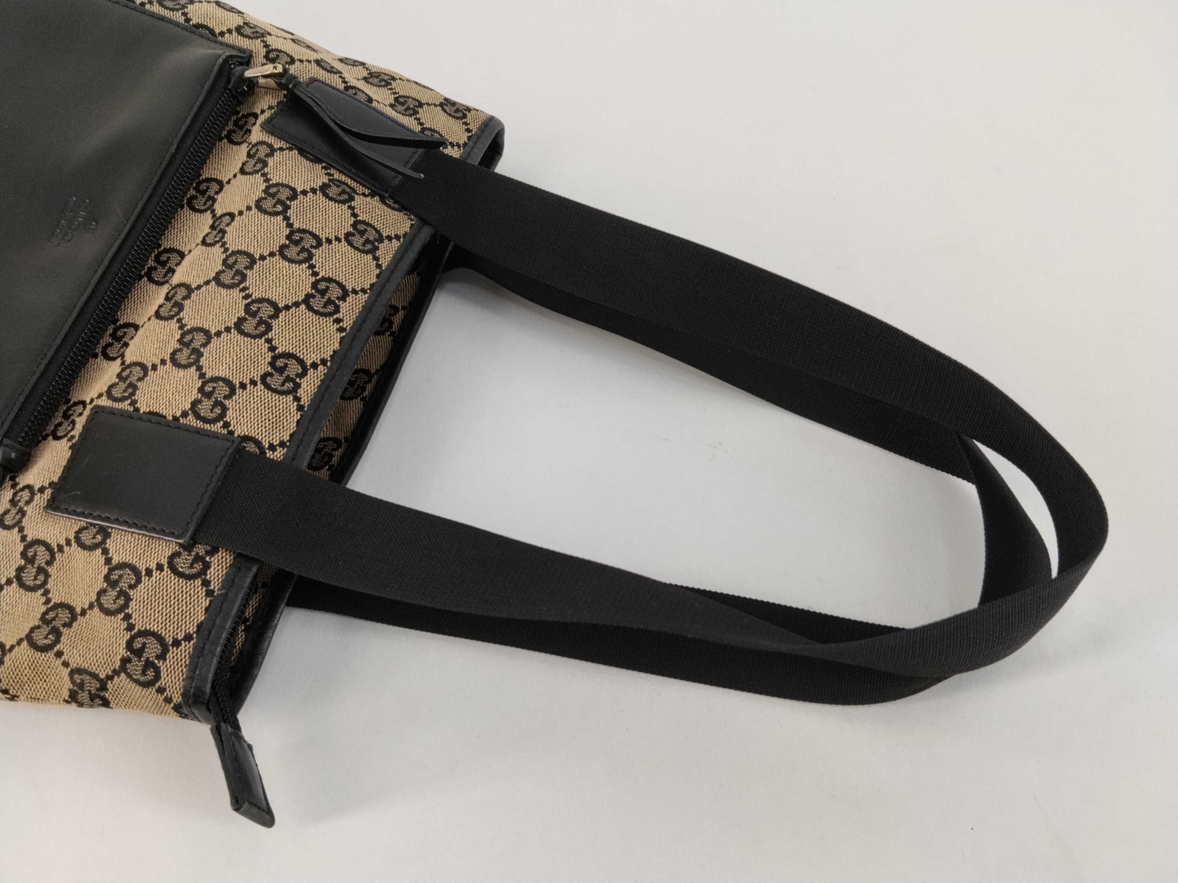 GG Canvas Gucci Tote Bag — view 3