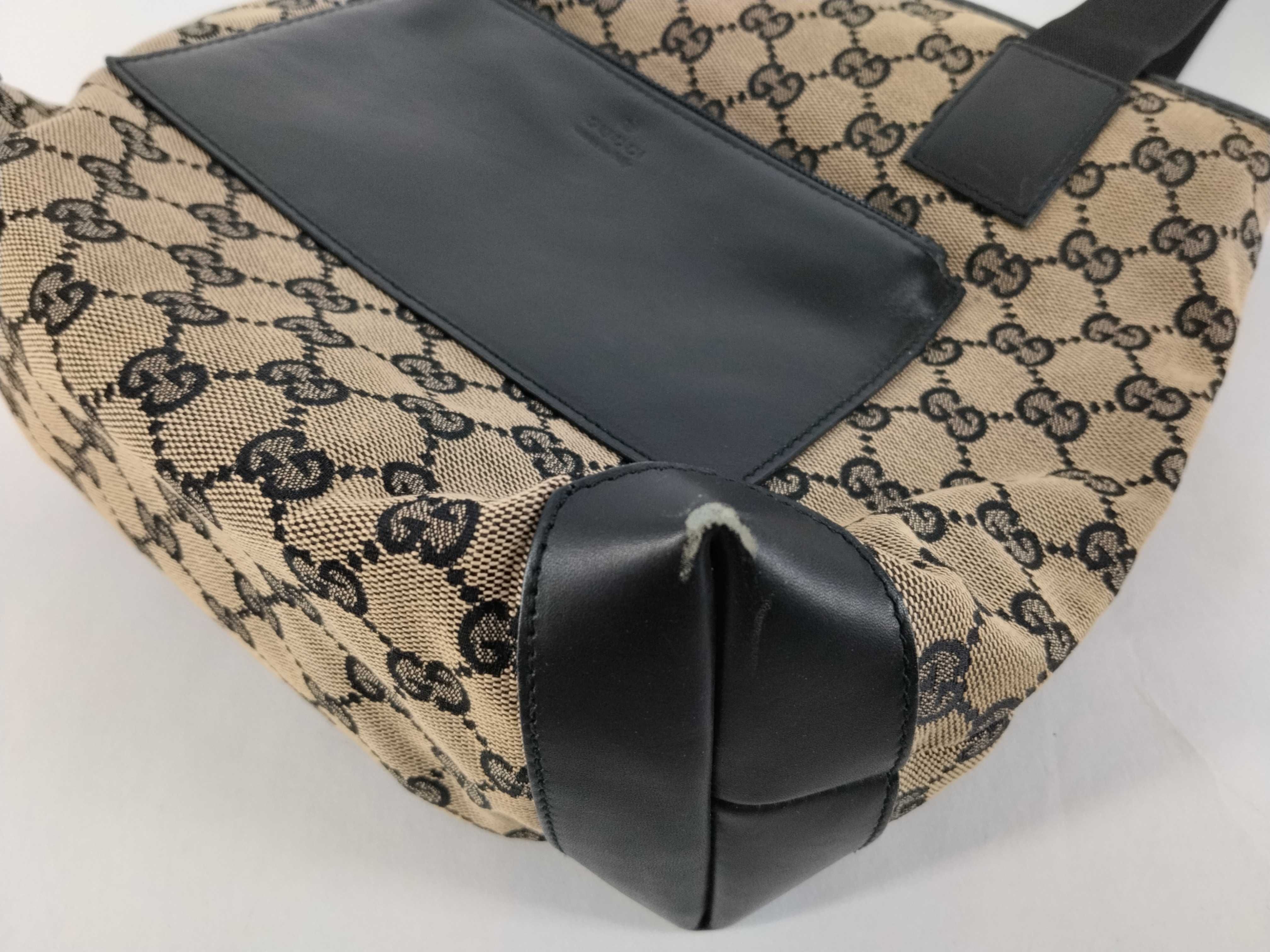 GG Canvas Gucci Tote Bag — view 6