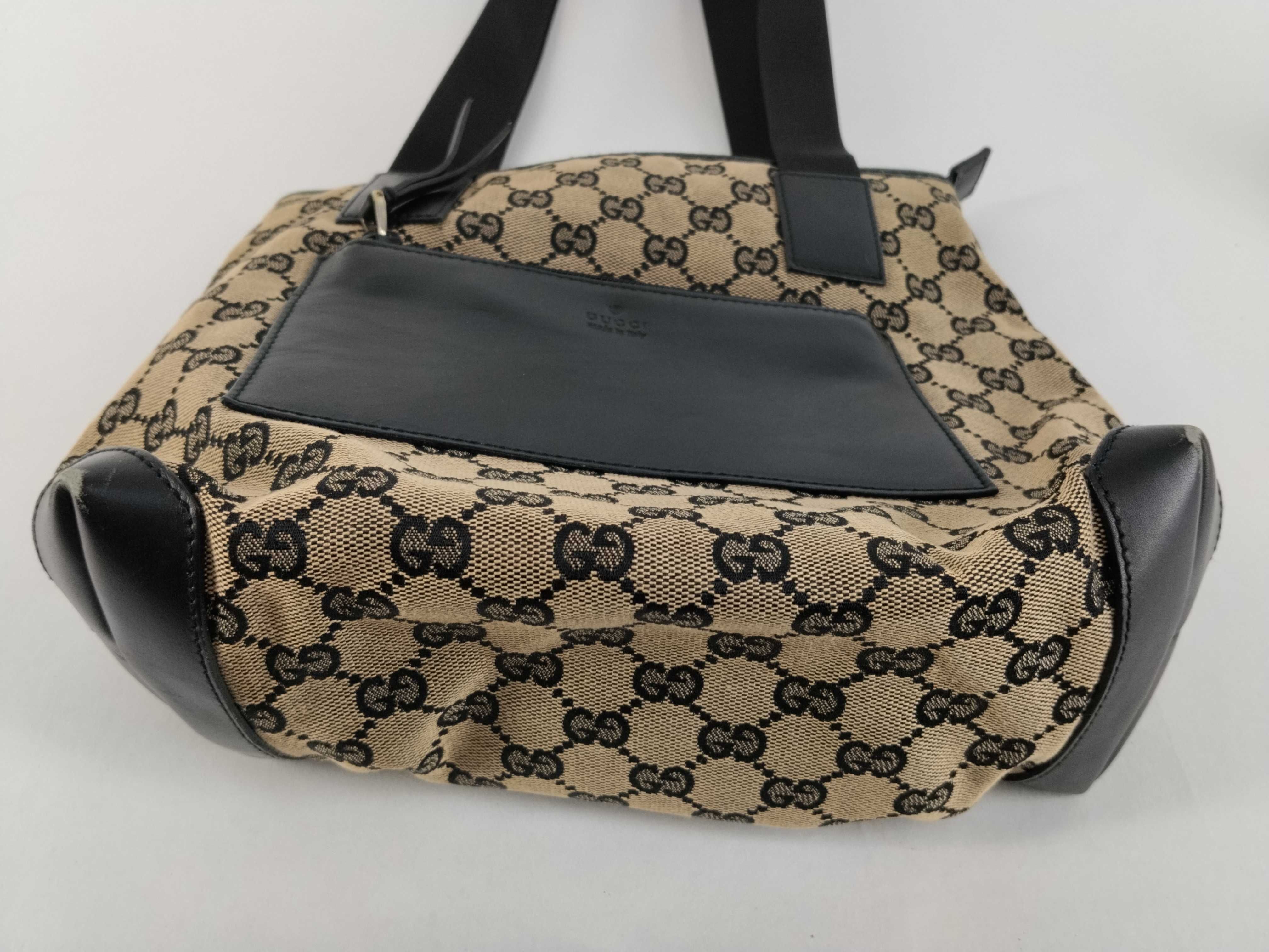GG Canvas Gucci Tote Bag — view 7