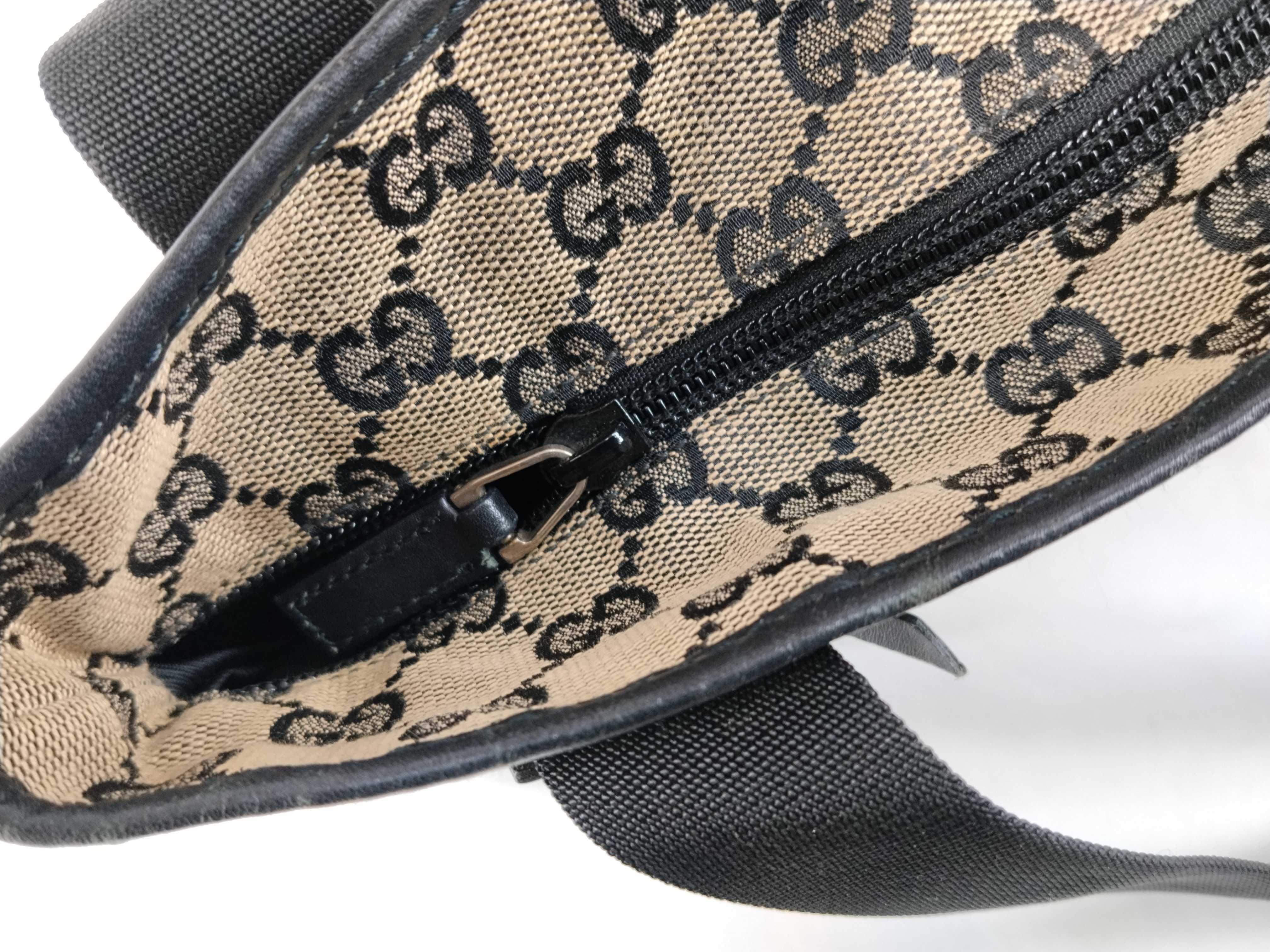 GG Canvas Gucci Tote Bag — view 9