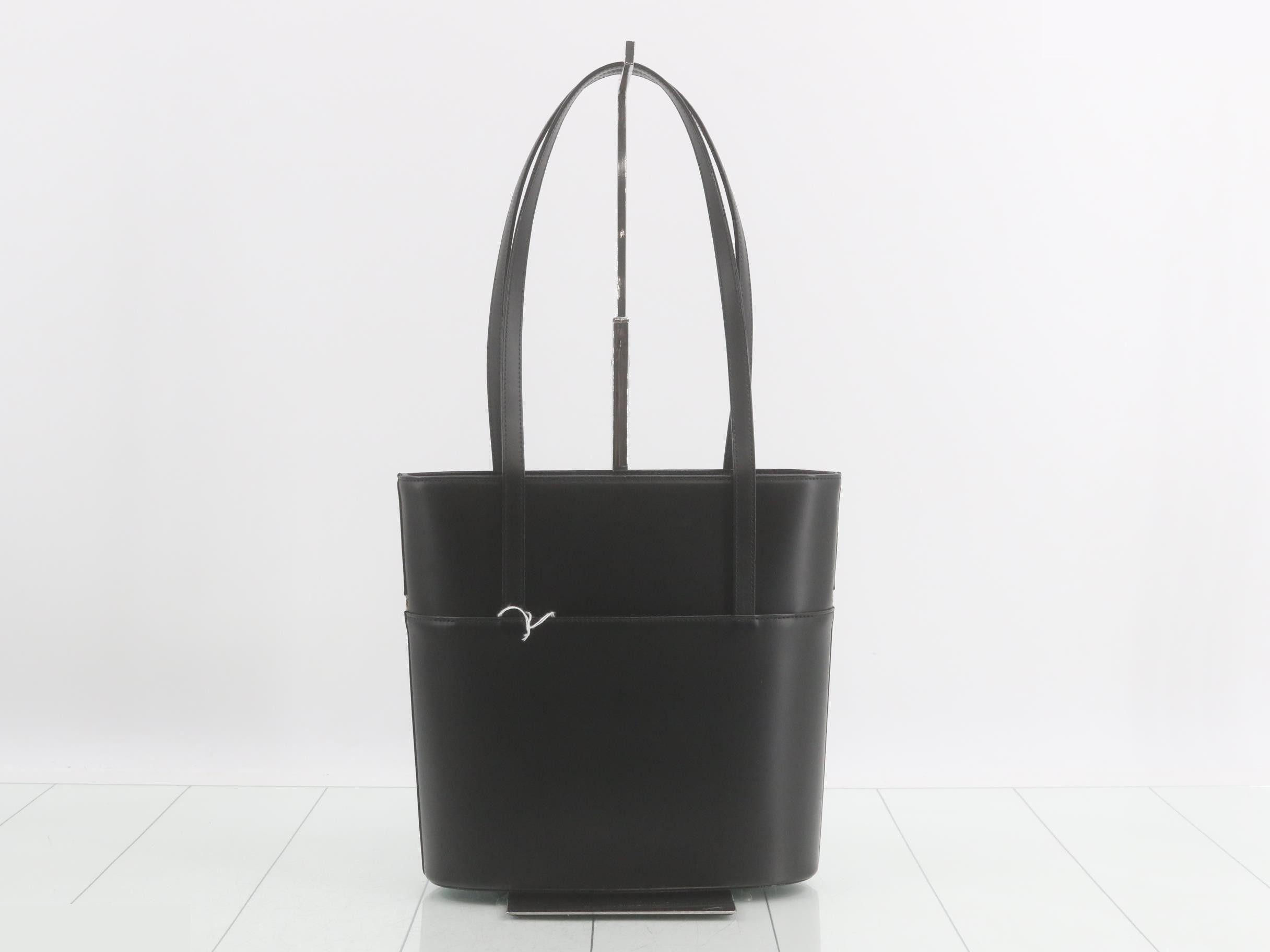 handbag — view 2