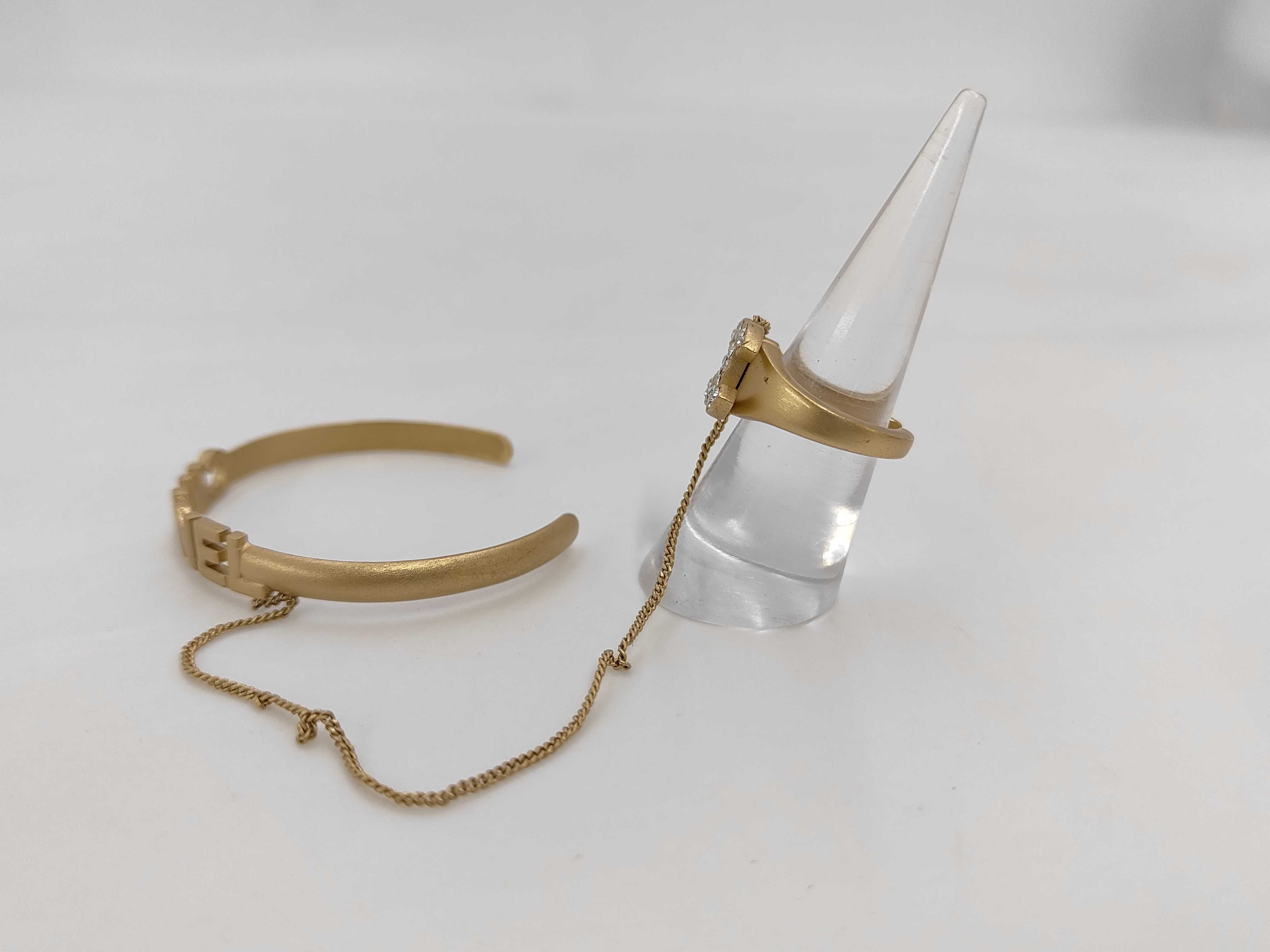 Rhinestone 01C Coco Mark Bangle Chain Ring Set Bracelet/Bangle — view 2