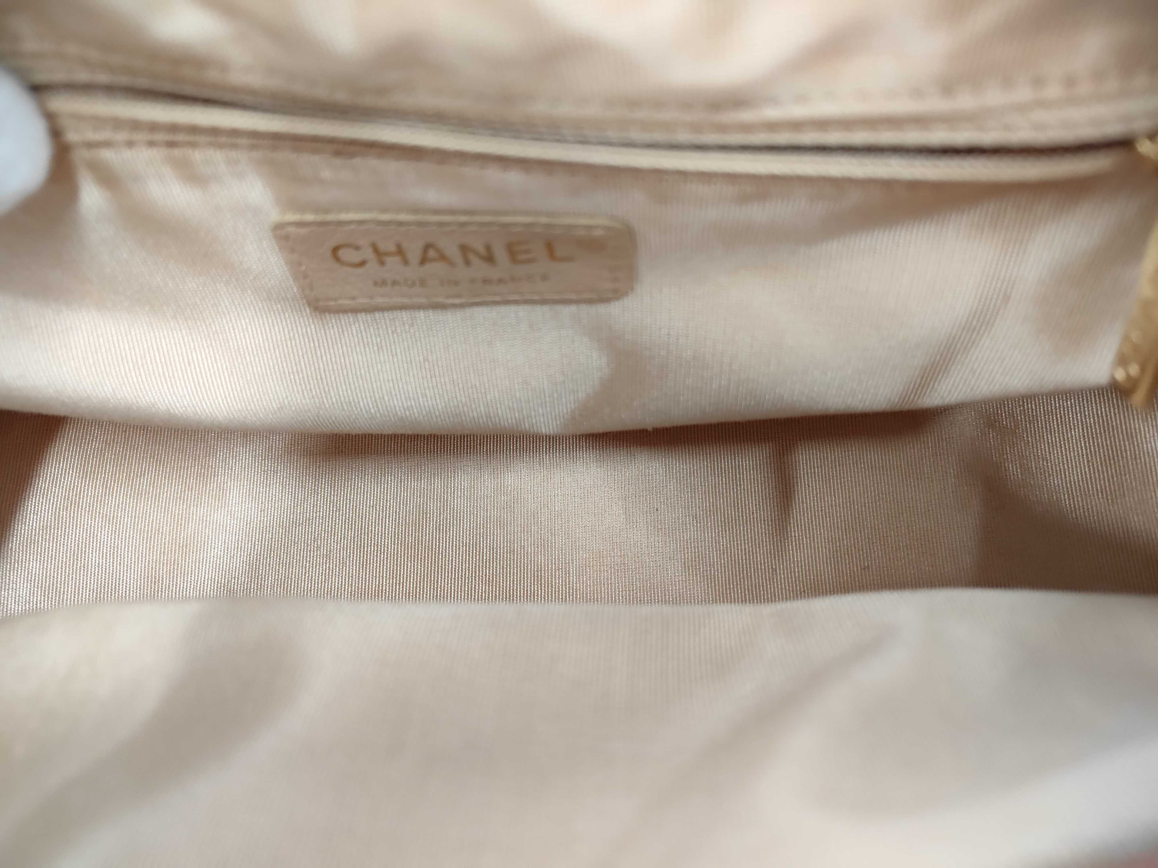 Matelassé Handbag, Coco Mark, Caviar Leather, Orange Handbag — view 10