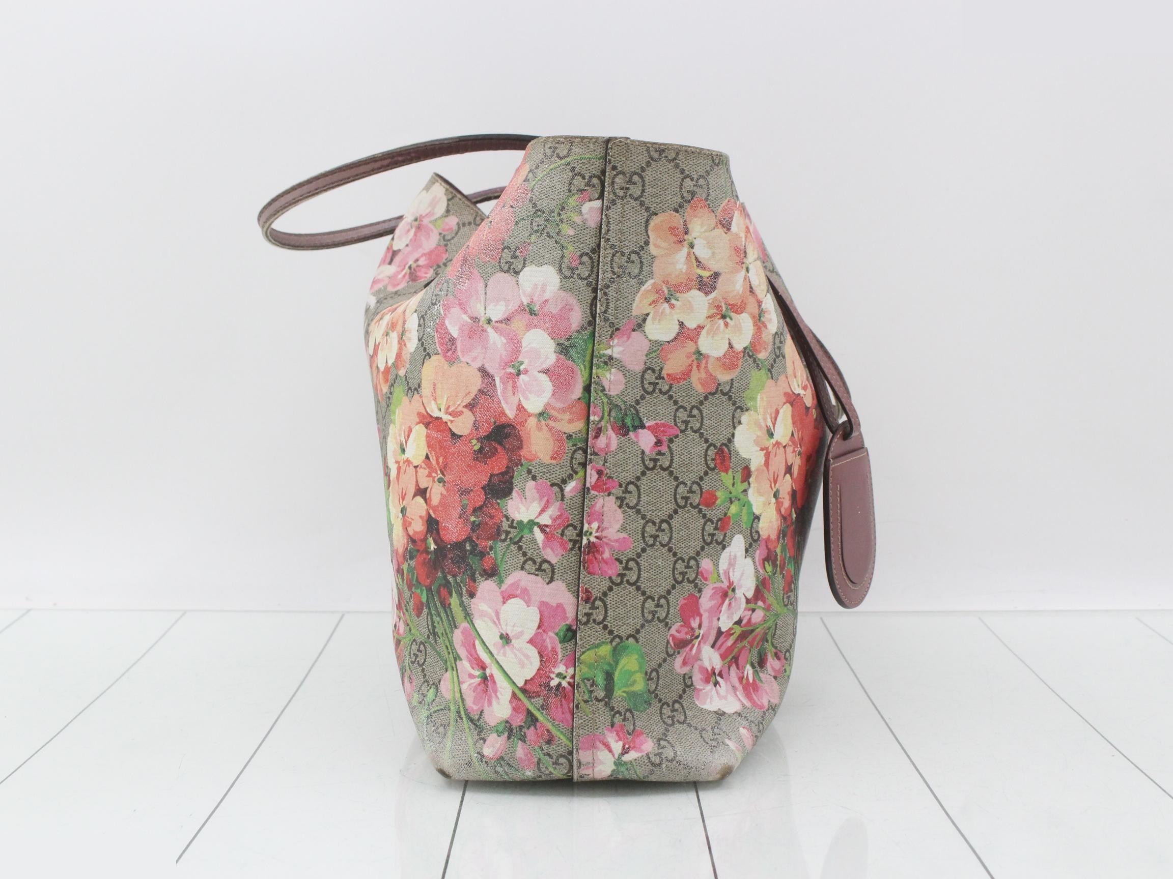 GG Blooms (Bags) - Tote Bag — view 4