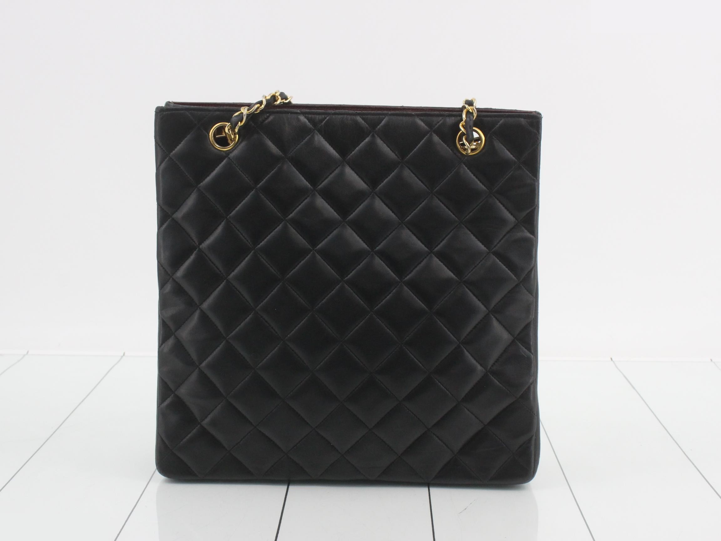 Matelassé Chain Shoulder Bag, Black, Item No. 1 — view 2