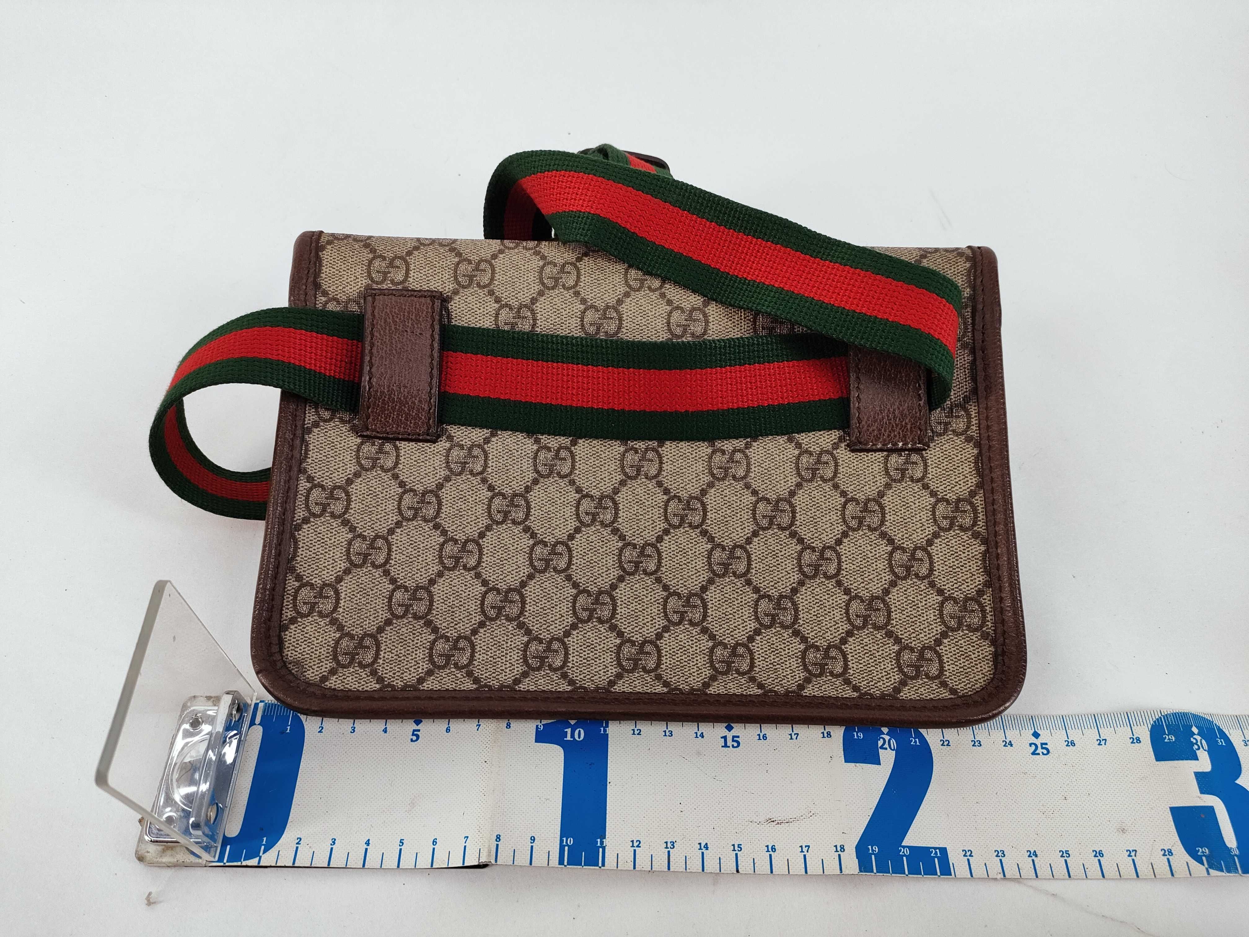 GG Supreme Gucci 493930 Waist Bag Shoulder Bag — view 2