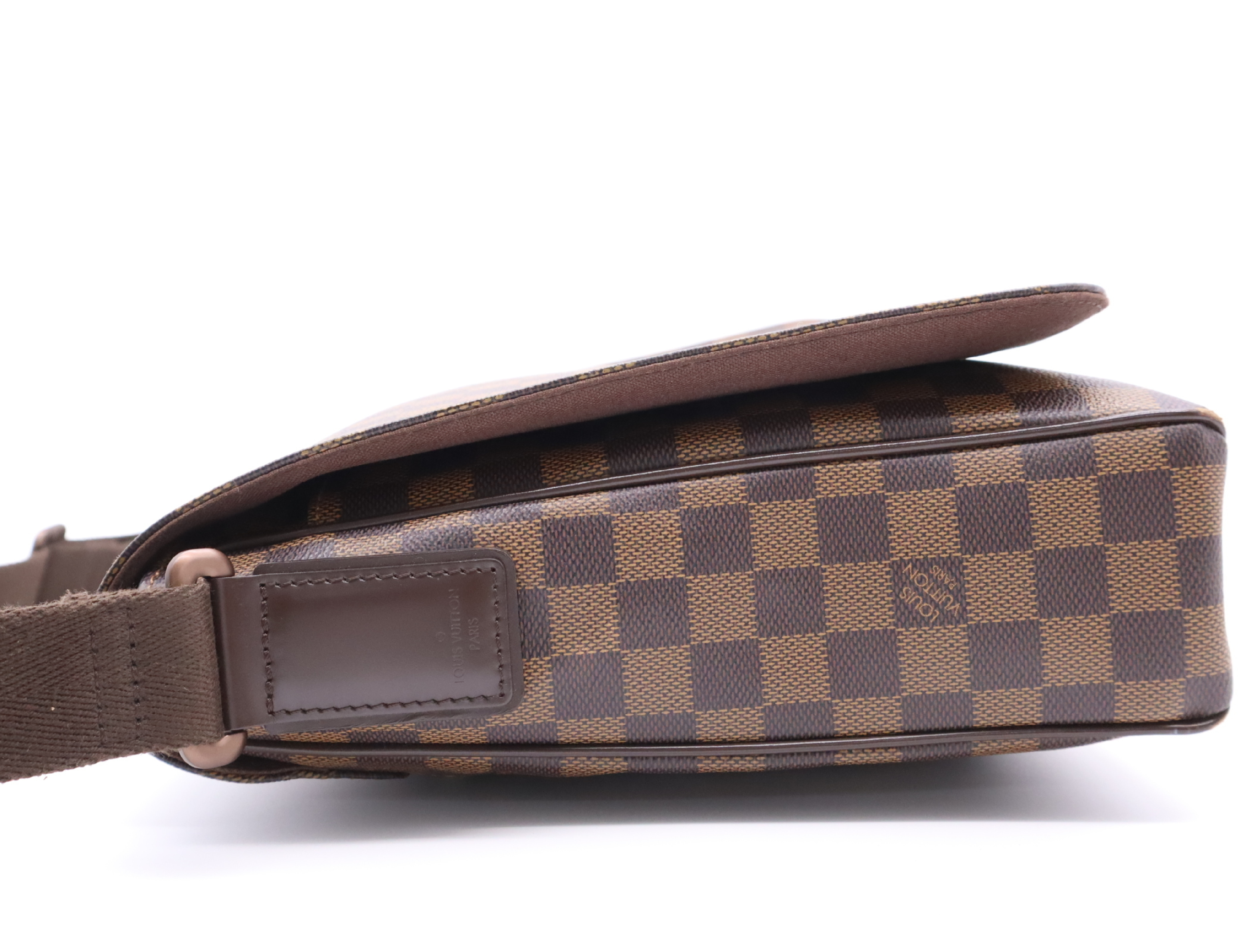 N41212 Damier District MM Shoulder Bag — view 3