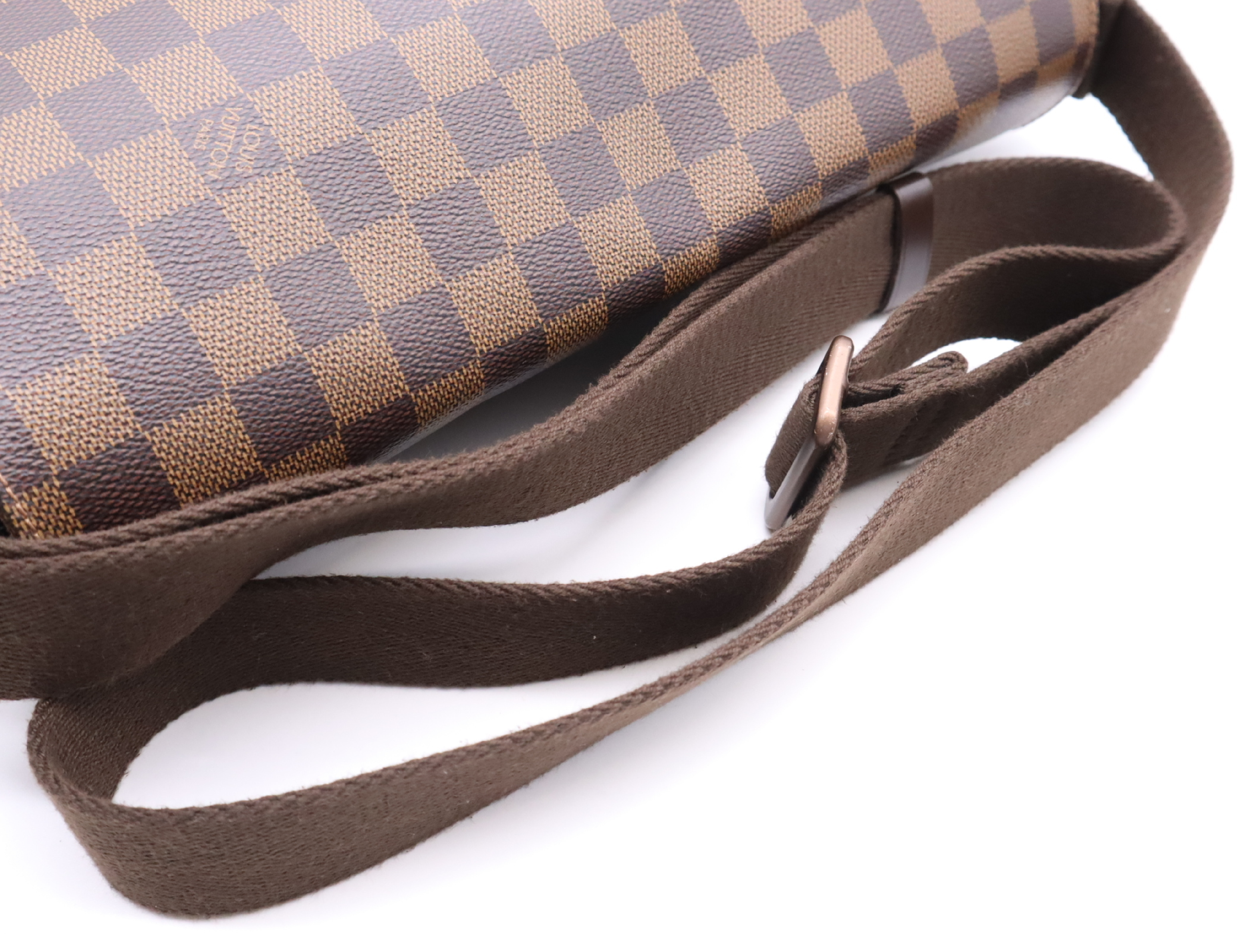 N41212 Damier District MM Shoulder Bag — view 10