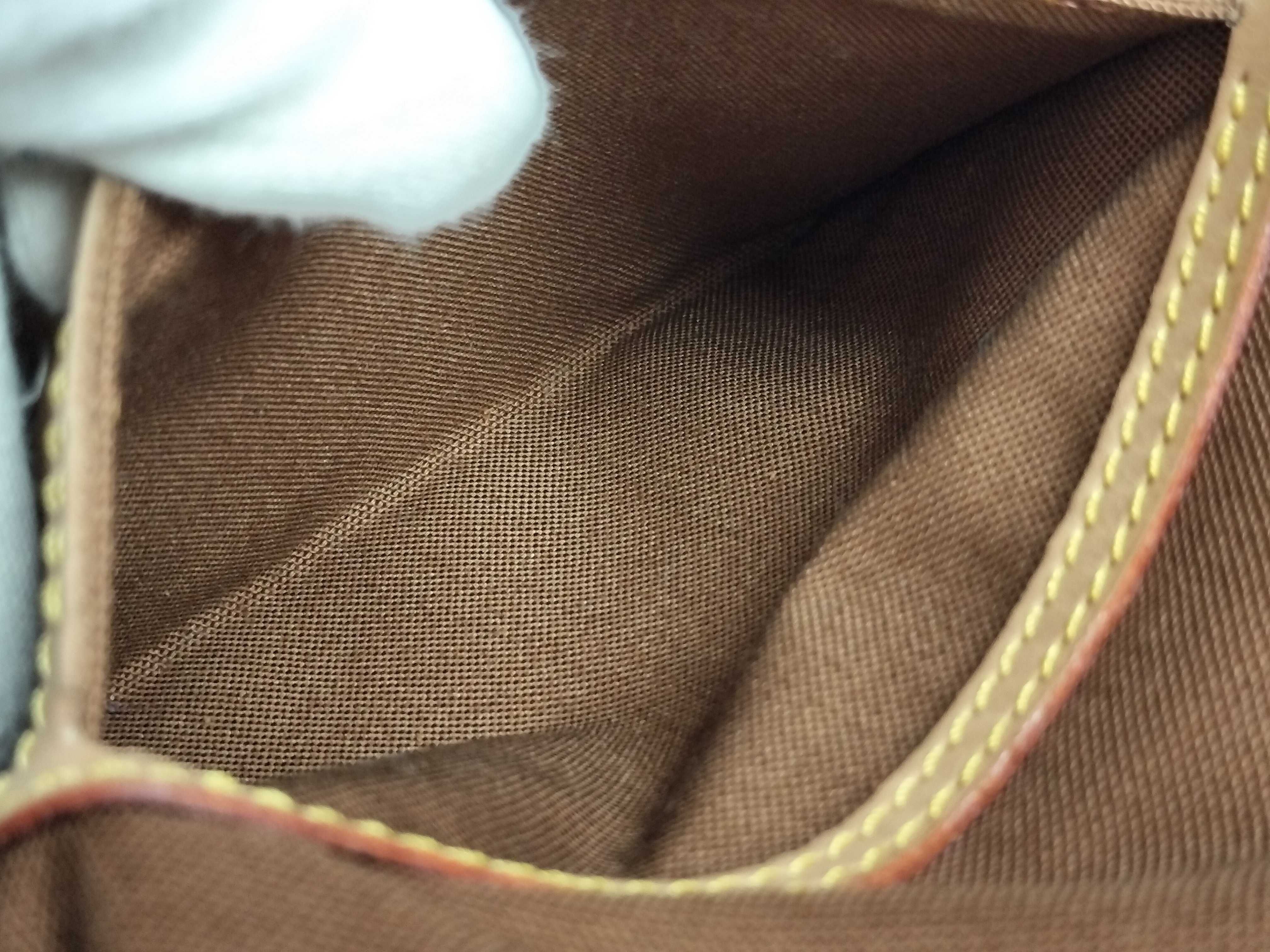 Monogram Louis Vuitton Monogram Montsouris MM Backpack — view 11