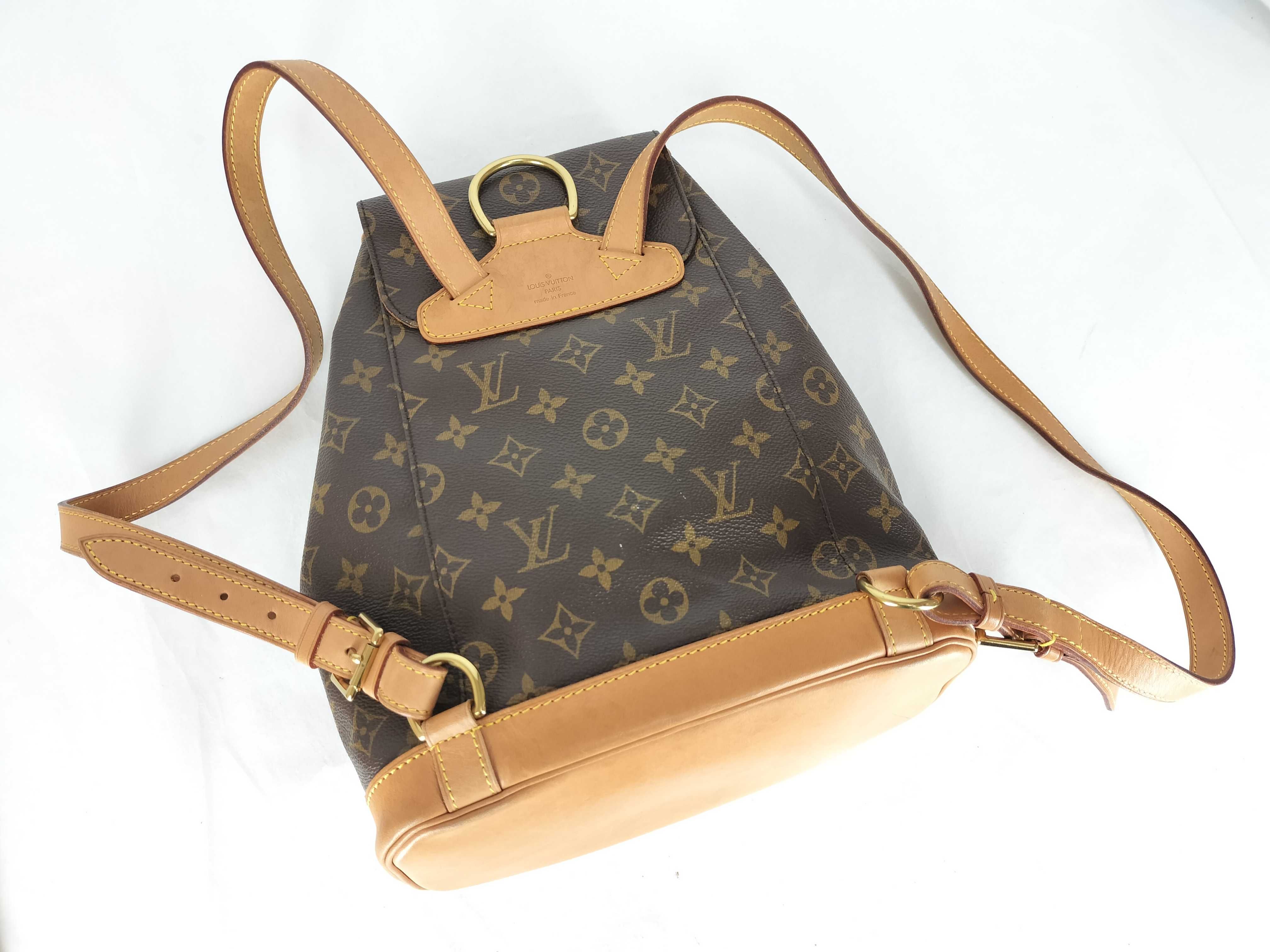 Monogram Louis Vuitton Monogram Montsouris MM Backpack — view 3