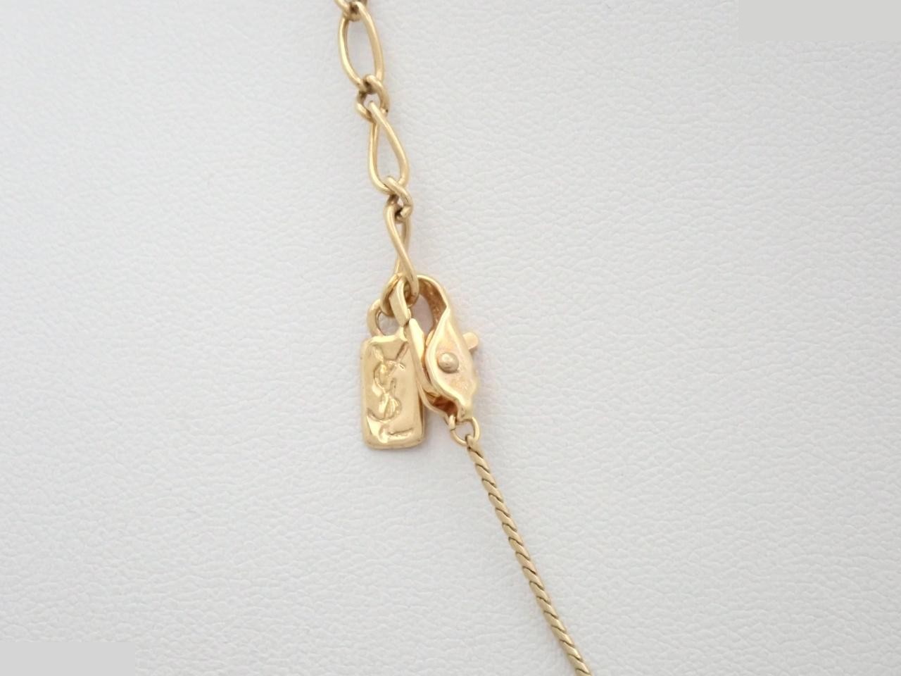 Other lines: Precious metals, necklaces, pendants, chains approximately 45cm long. — view 2