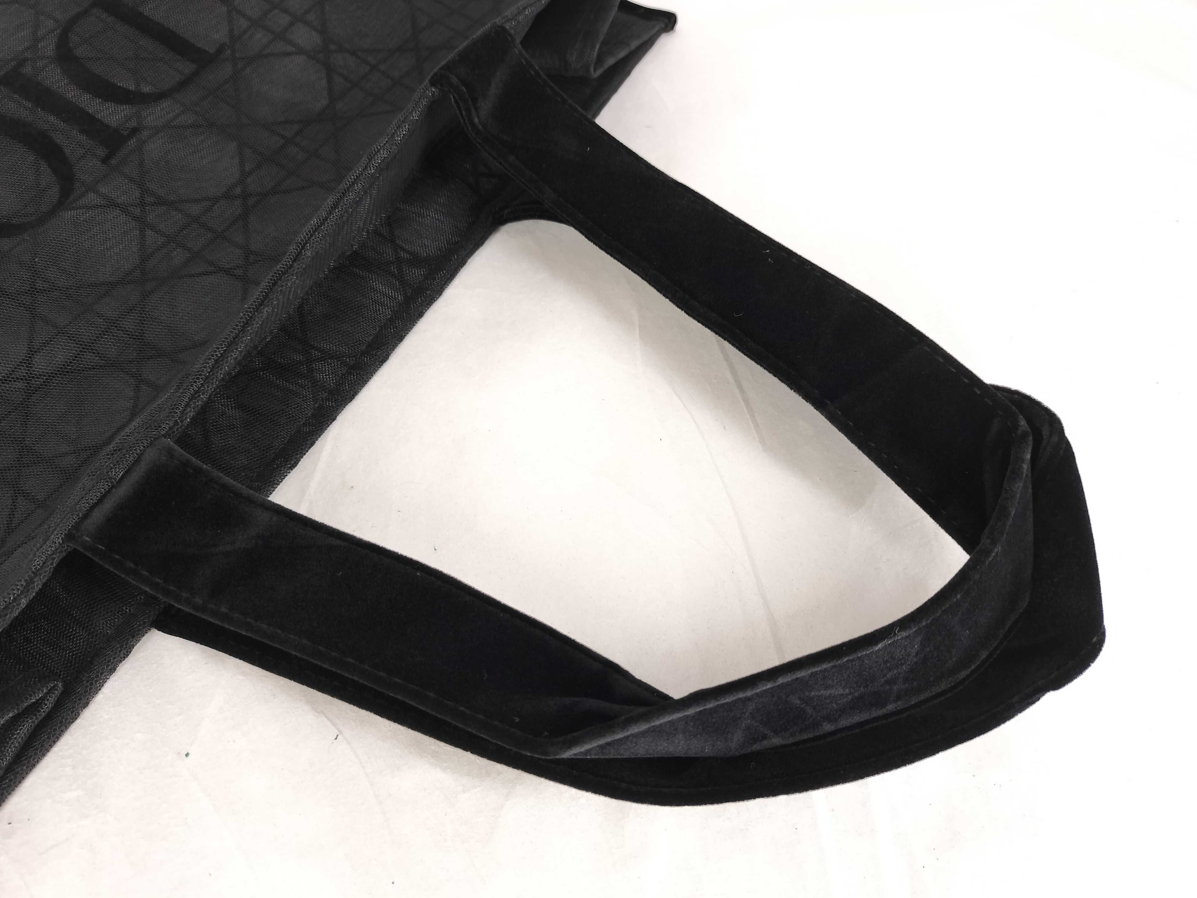Christian Tote Bag Christian Dior Mesh Tote Novelty Tote Bag — view 3
