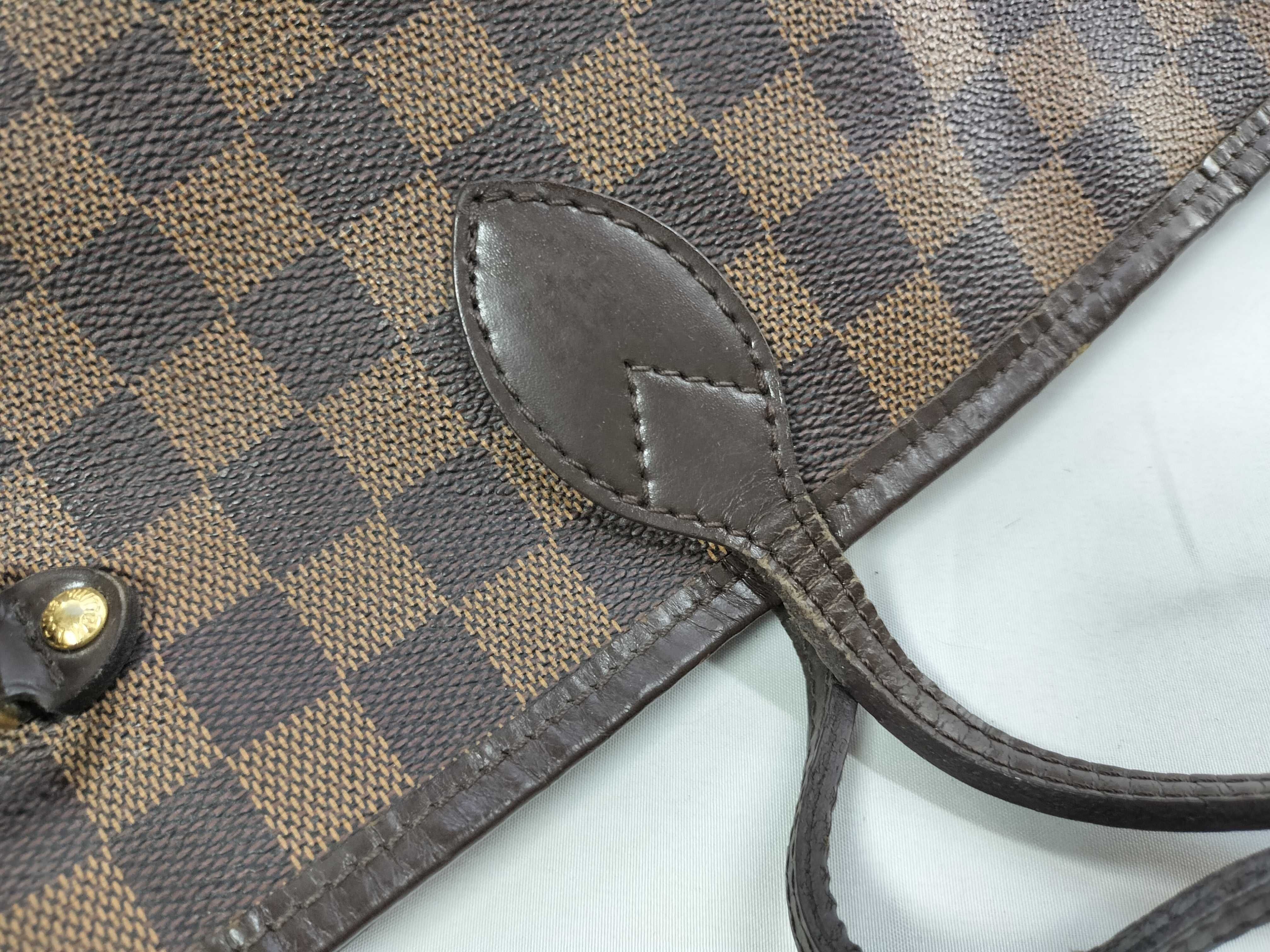 Damier N51105 Neverfull MM Tote Bag — view 5