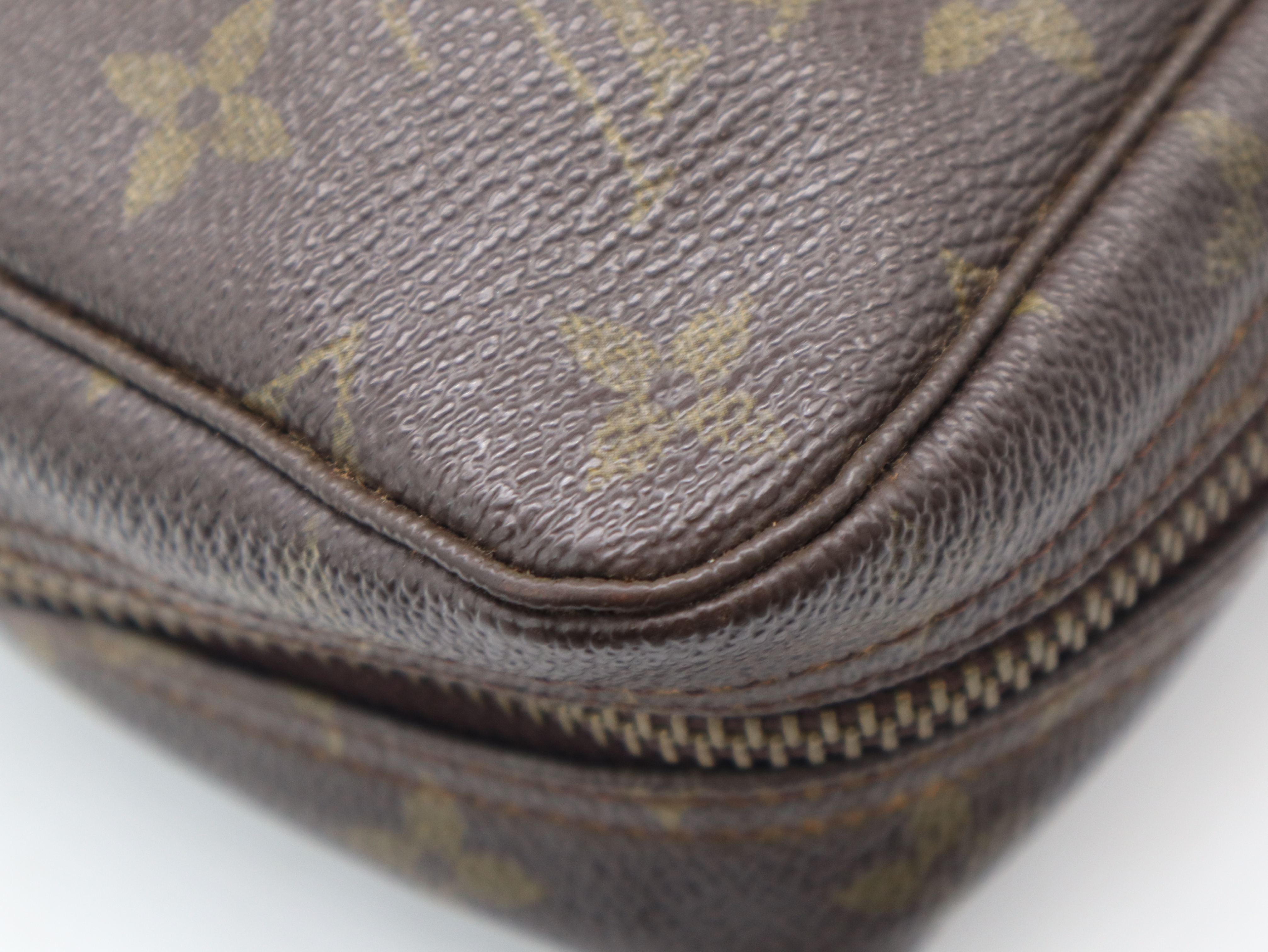 M47524 Monogram Trousses Toilette 23 Clutch Bag — view 6