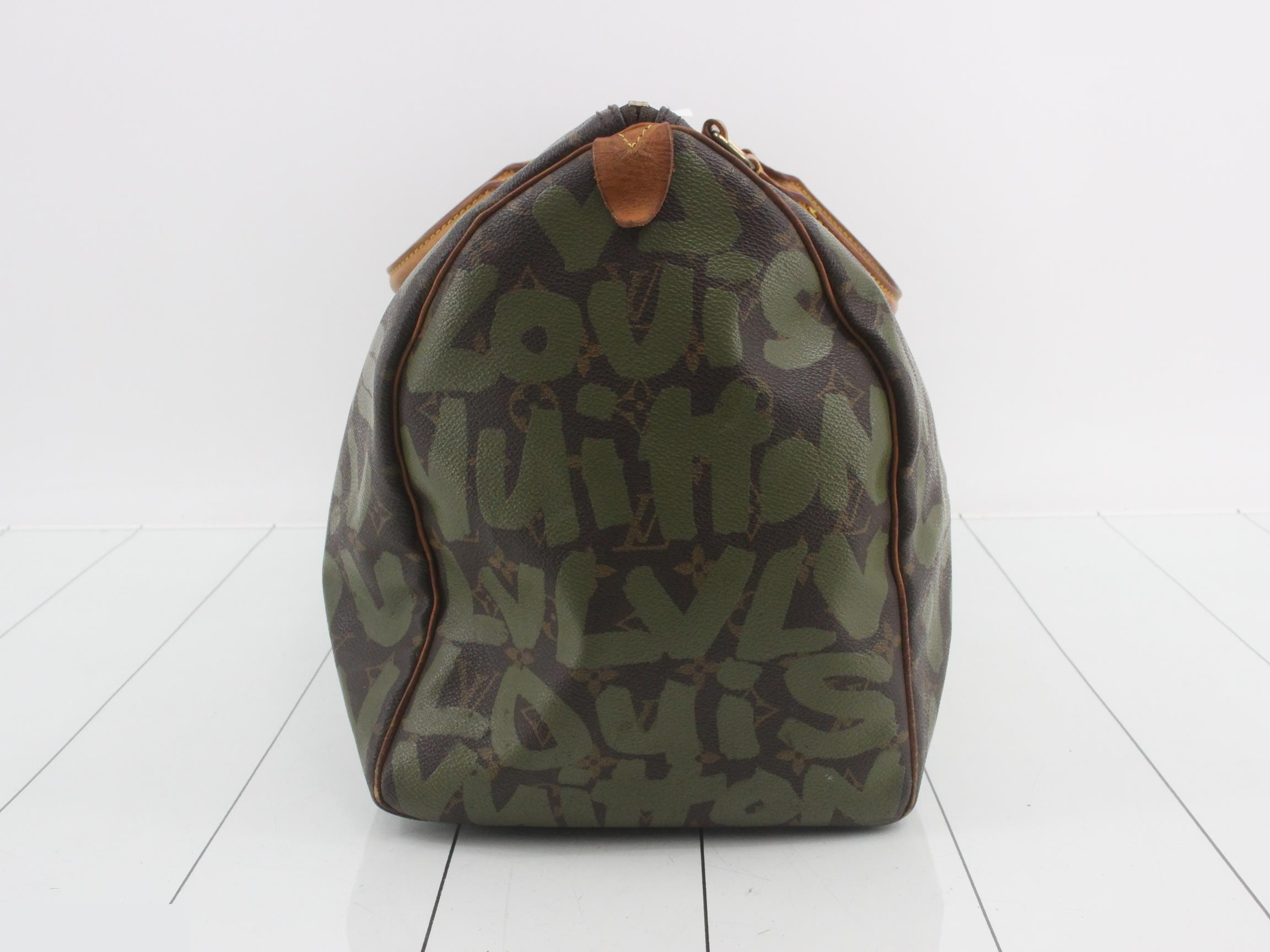 Keepall 50 Graffiti Boston Bag — view 3