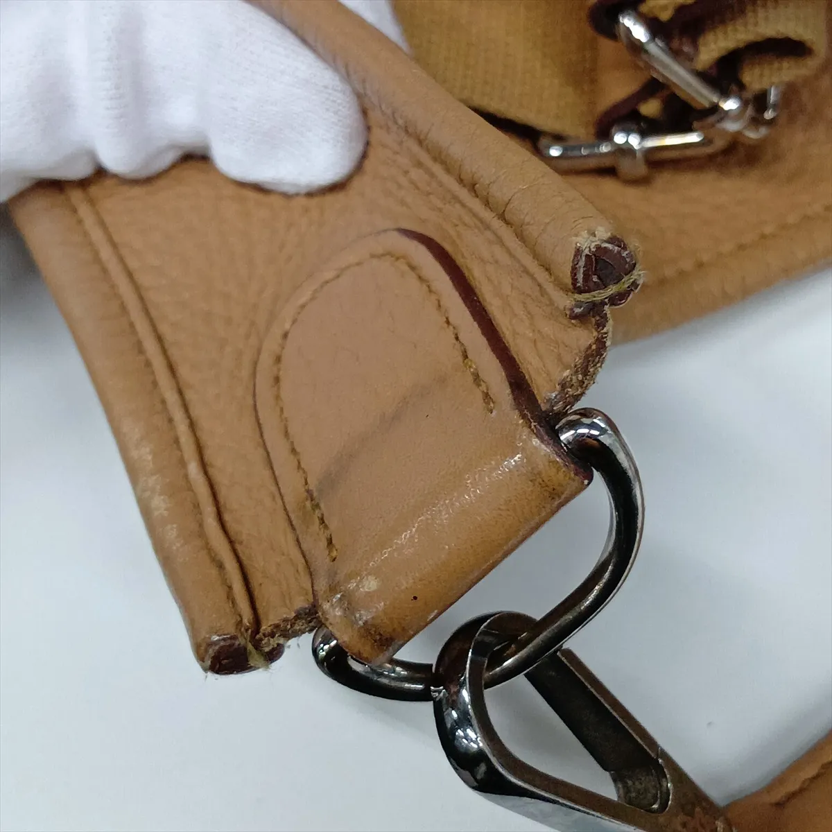 Evelyne 3 33 GM Taurillon Clemence Beige Silver Hardware N:2010 — view 10