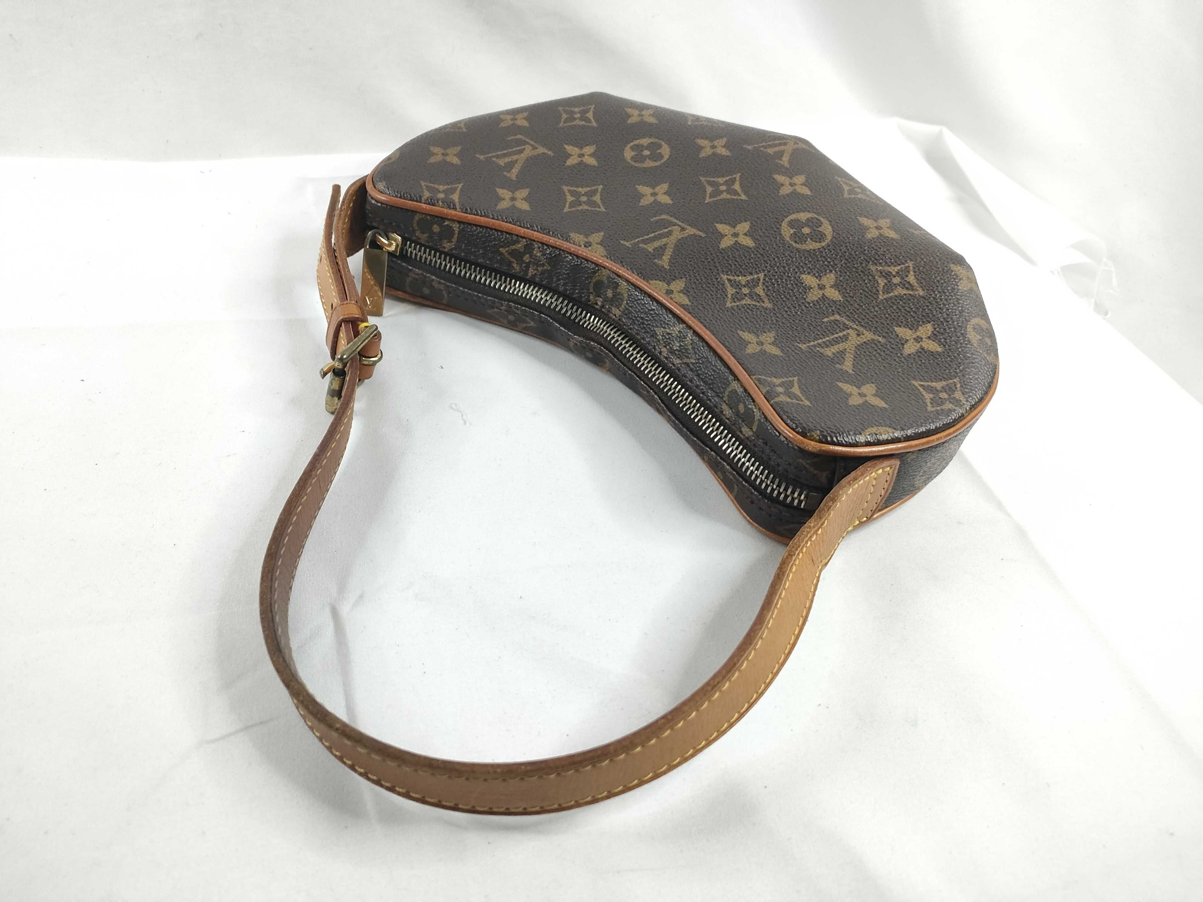 Monogram Pochette Croissant M51510 MI0093 Shoulder Bag — view 6