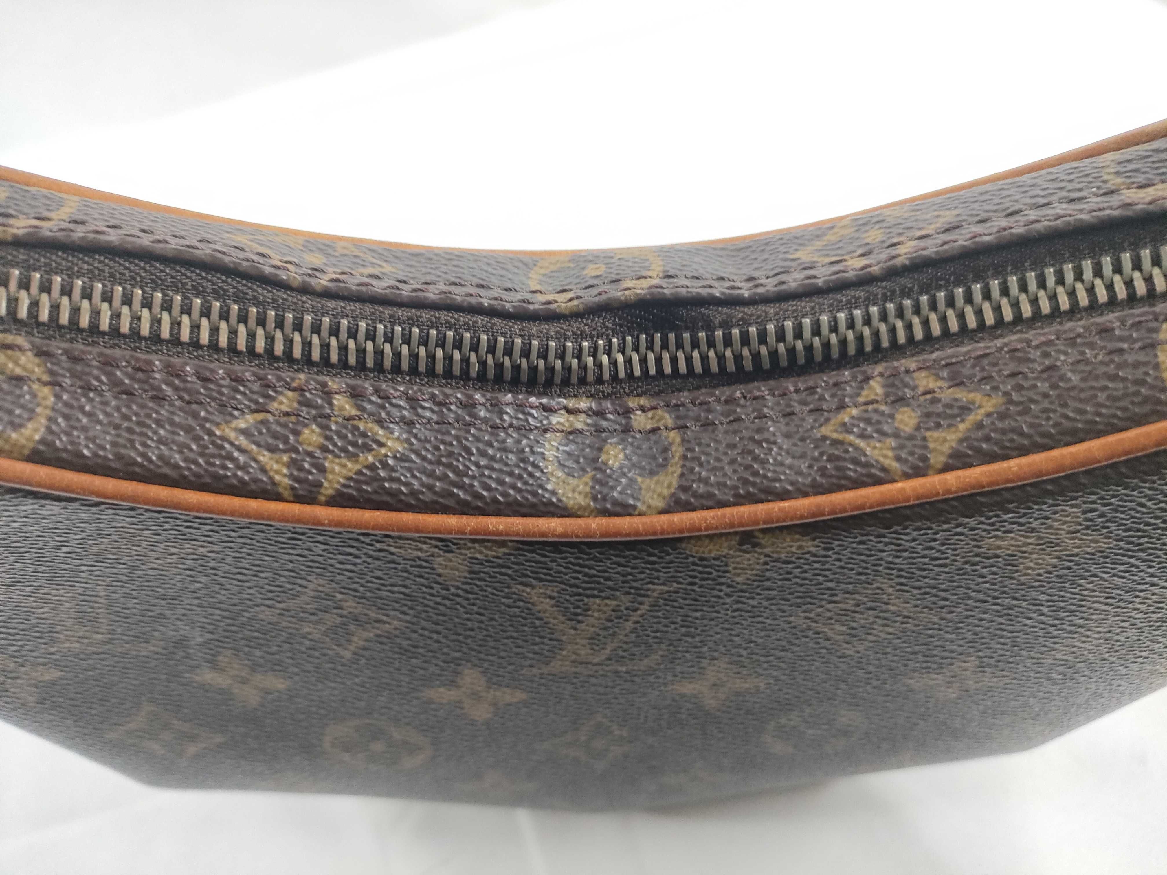 Monogram Pochette Croissant M51510 MI0093 Shoulder Bag — view 9