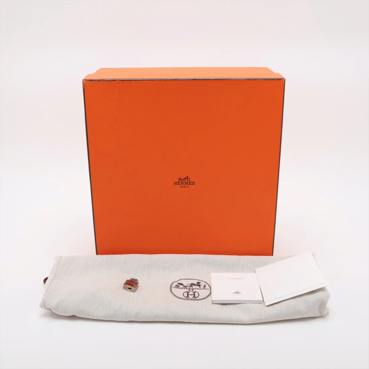 [Individually packaged] Hermes Kelly 28 Retournée Taurillon Clemence Orangefield Silver Hardware K: 2025 — view 14