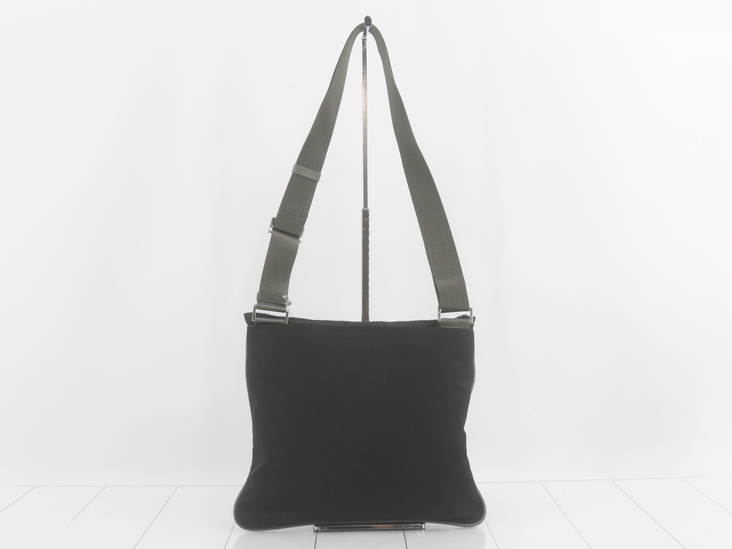 Sports line shoulder bag — view 2