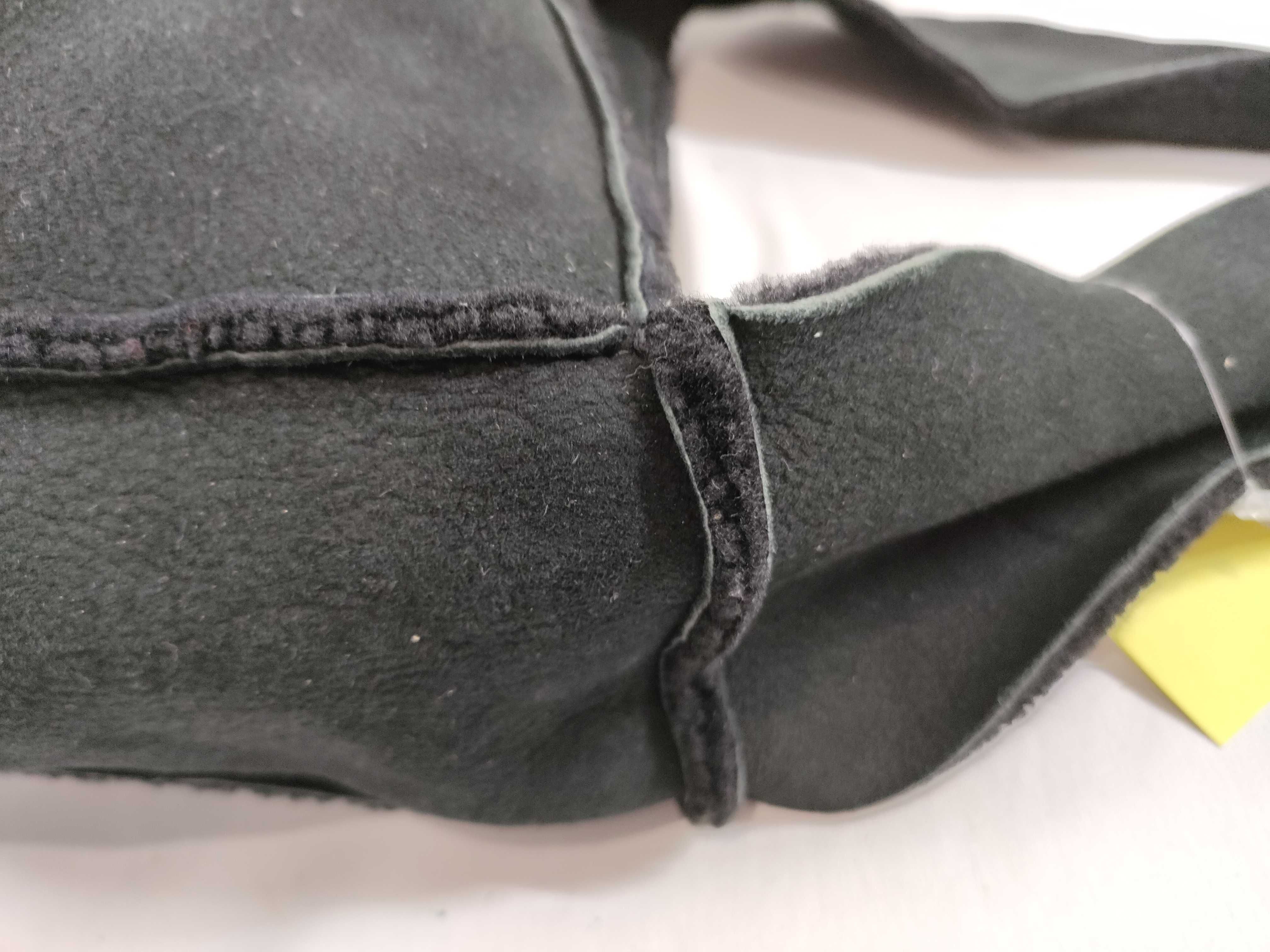 Shearling Handbag, Black, with Seal/Guarantee Card. — view 5