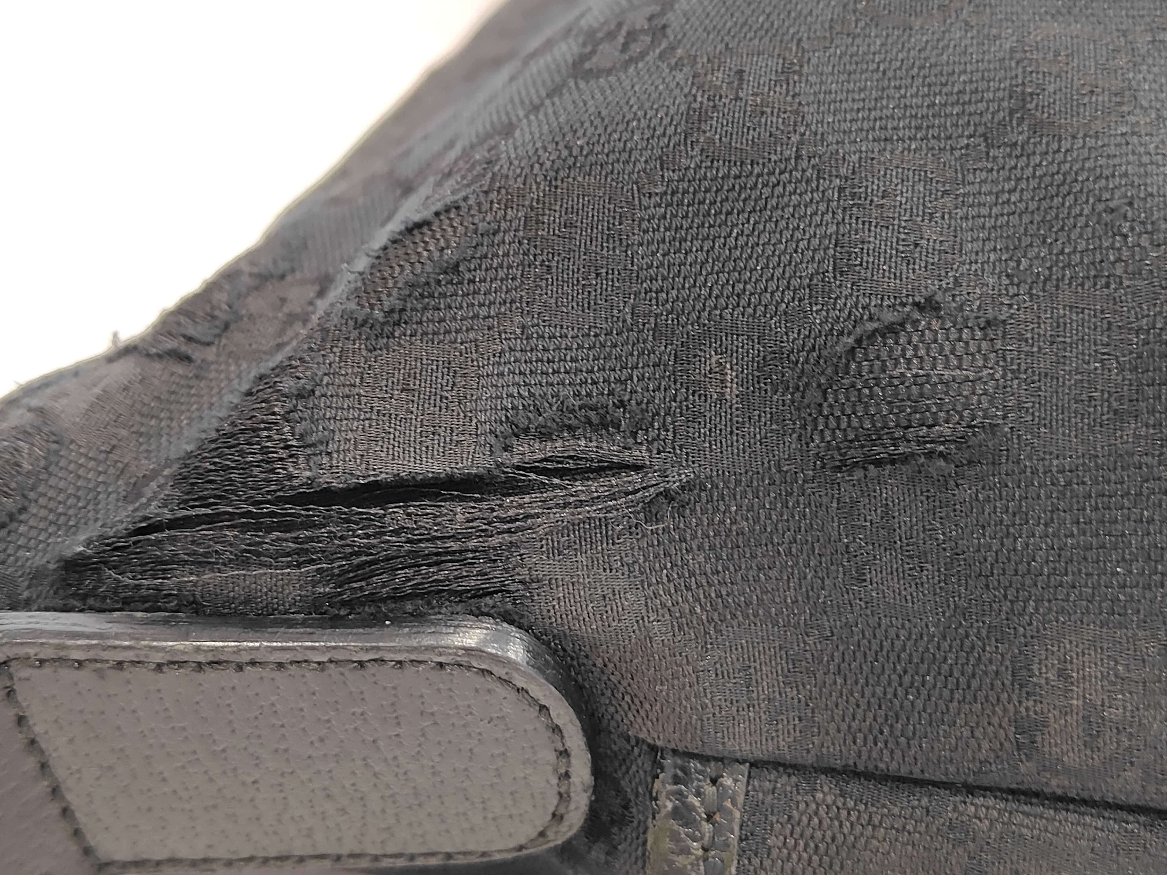 GG Canvas 189751 Shoulder Bag — view 8