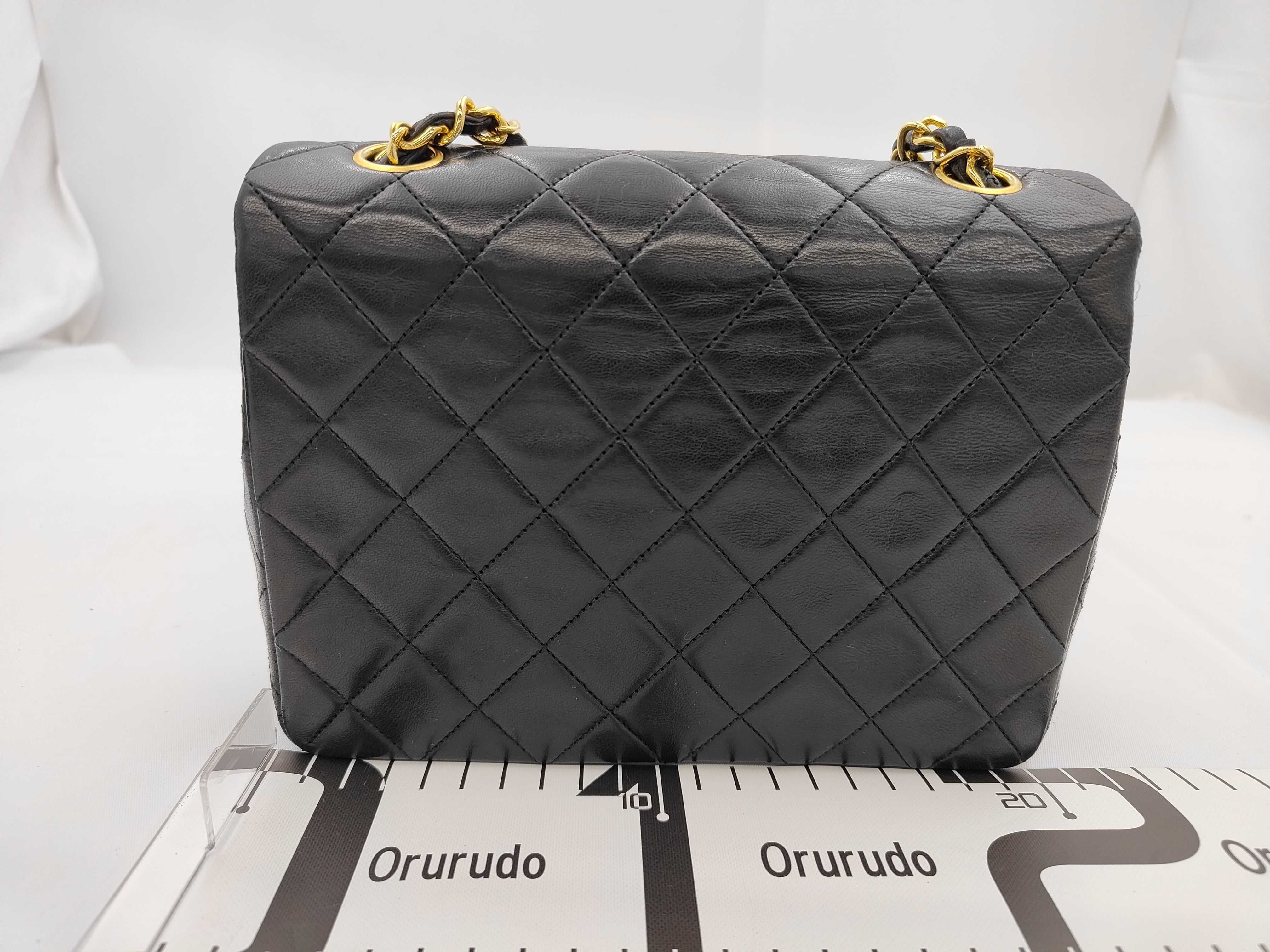 Lambskin Mini Matelassé 20 Single Chain GD Random Serial Shoulder Bag — view 2