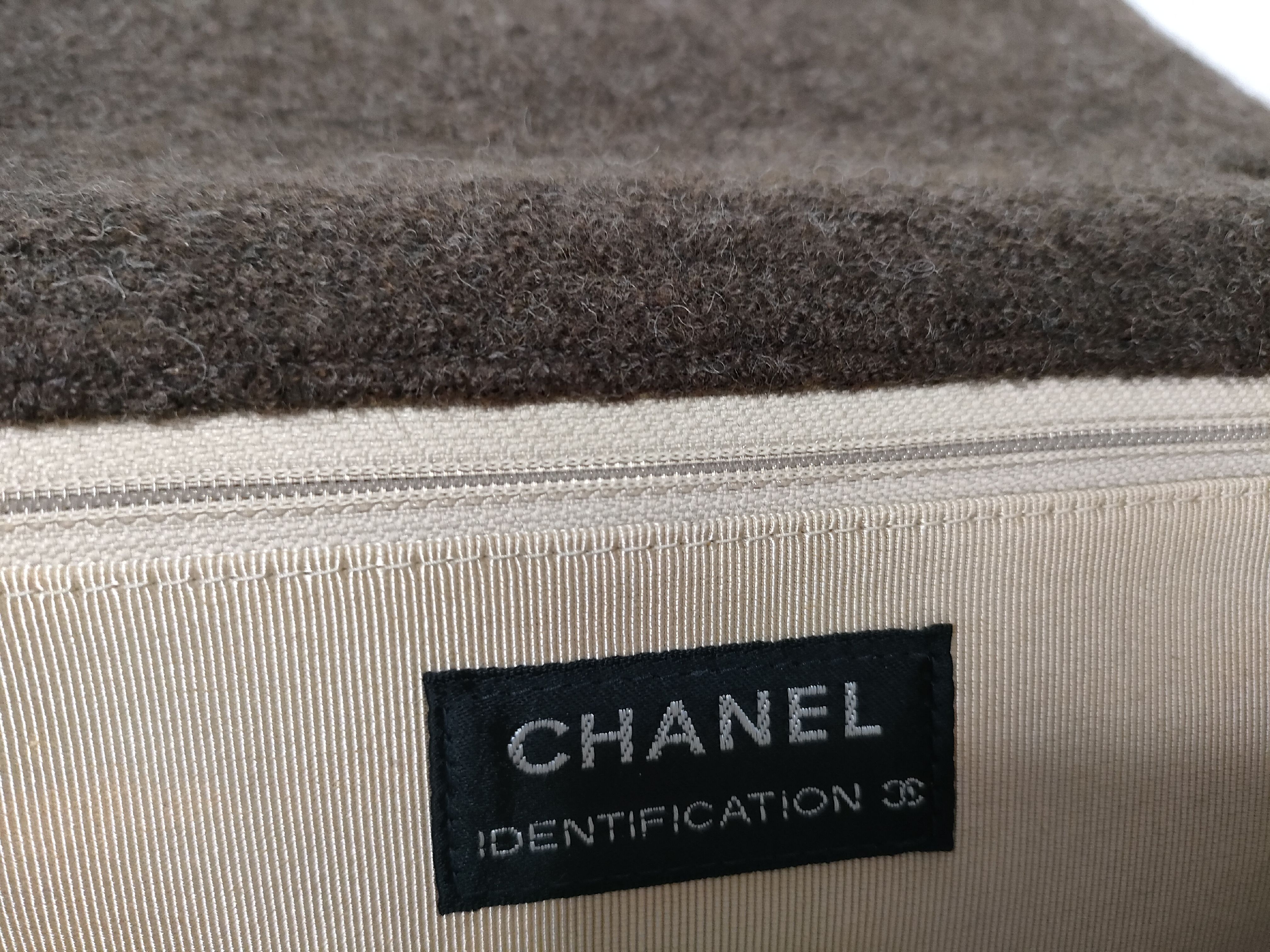 Chocolate Bar 2.55 Wool Chain Shoulder Bag (No. 5) — view 12