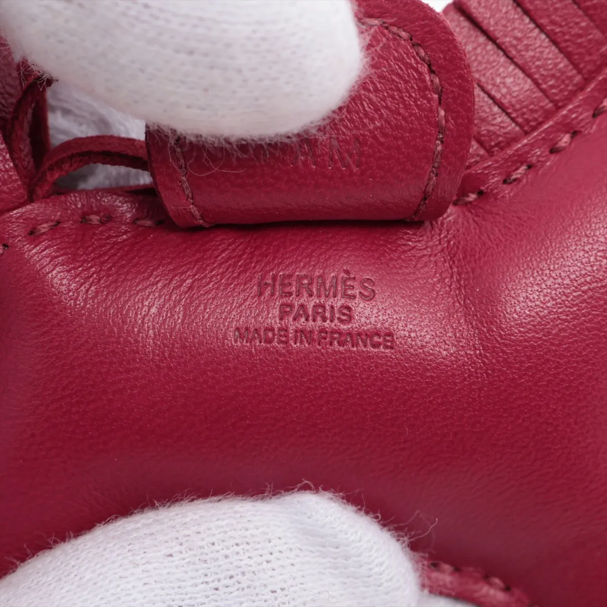 Rodeo Charm PM, Y stamp: 2020. Charm in Agneau Milo wine red. Shows signs of wear, — view 3