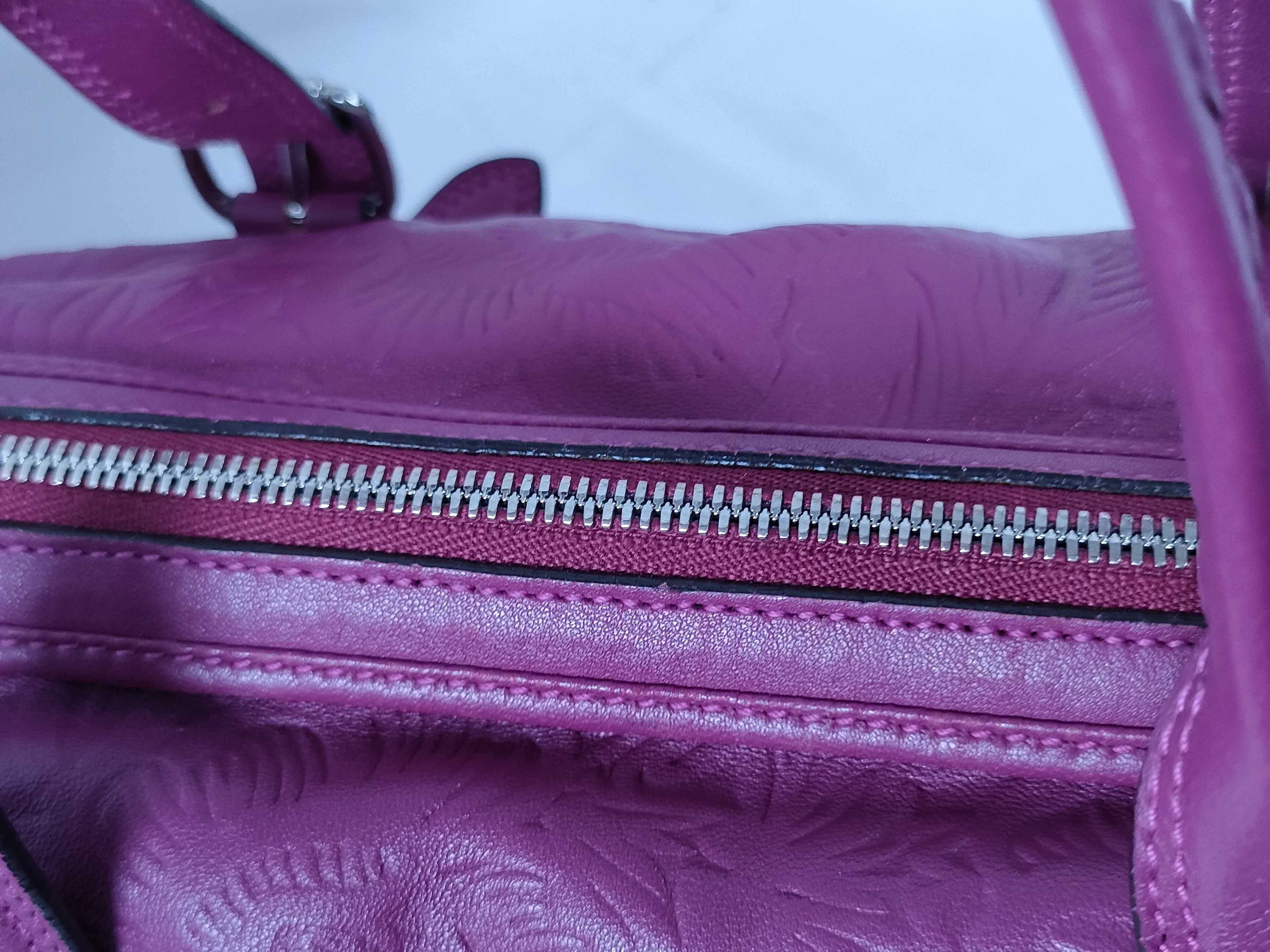 Embossed Canella Leather Boston Bag — view 7