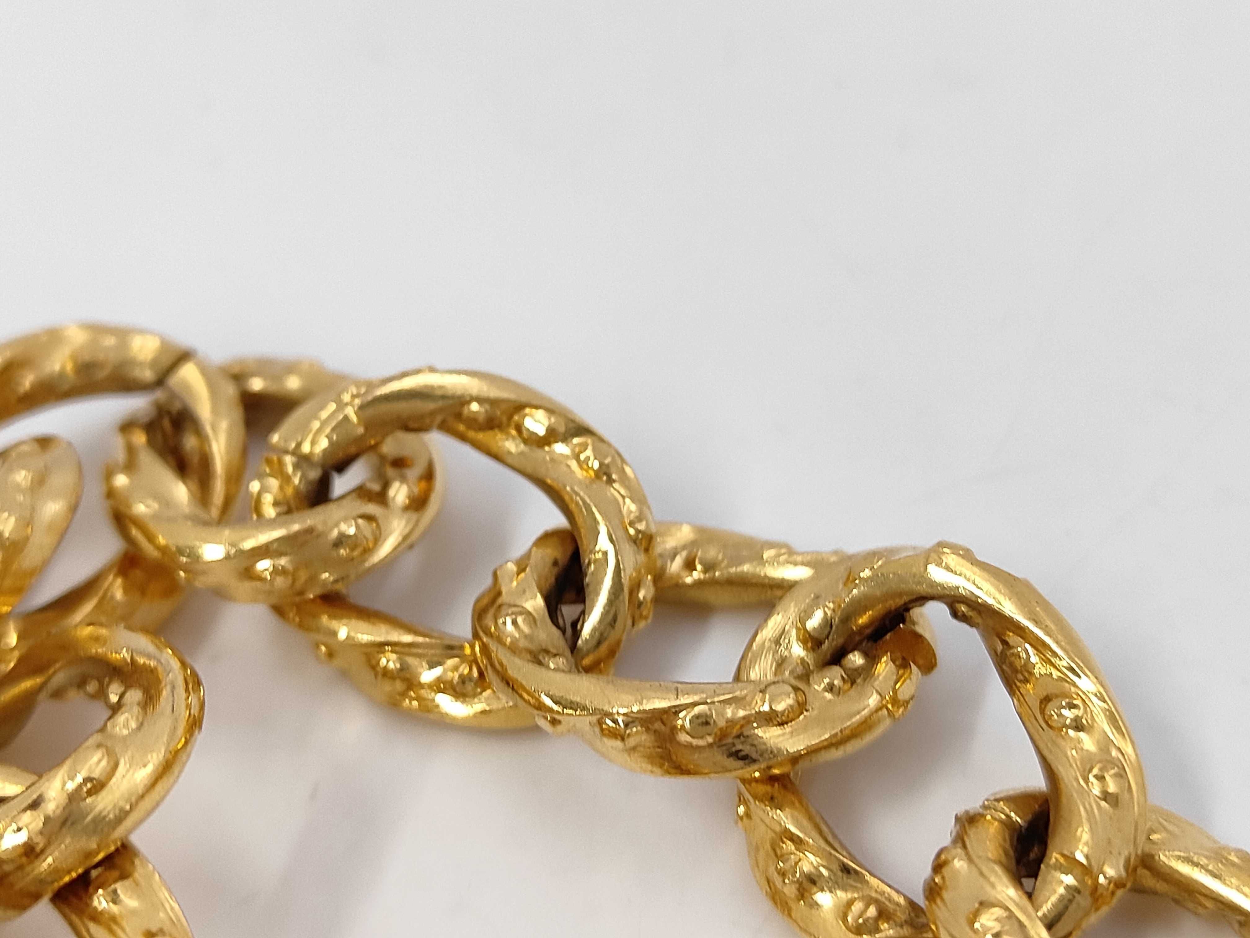 Coin Charm Chain Bracelet Gold Bracelet/Bangle — view 3