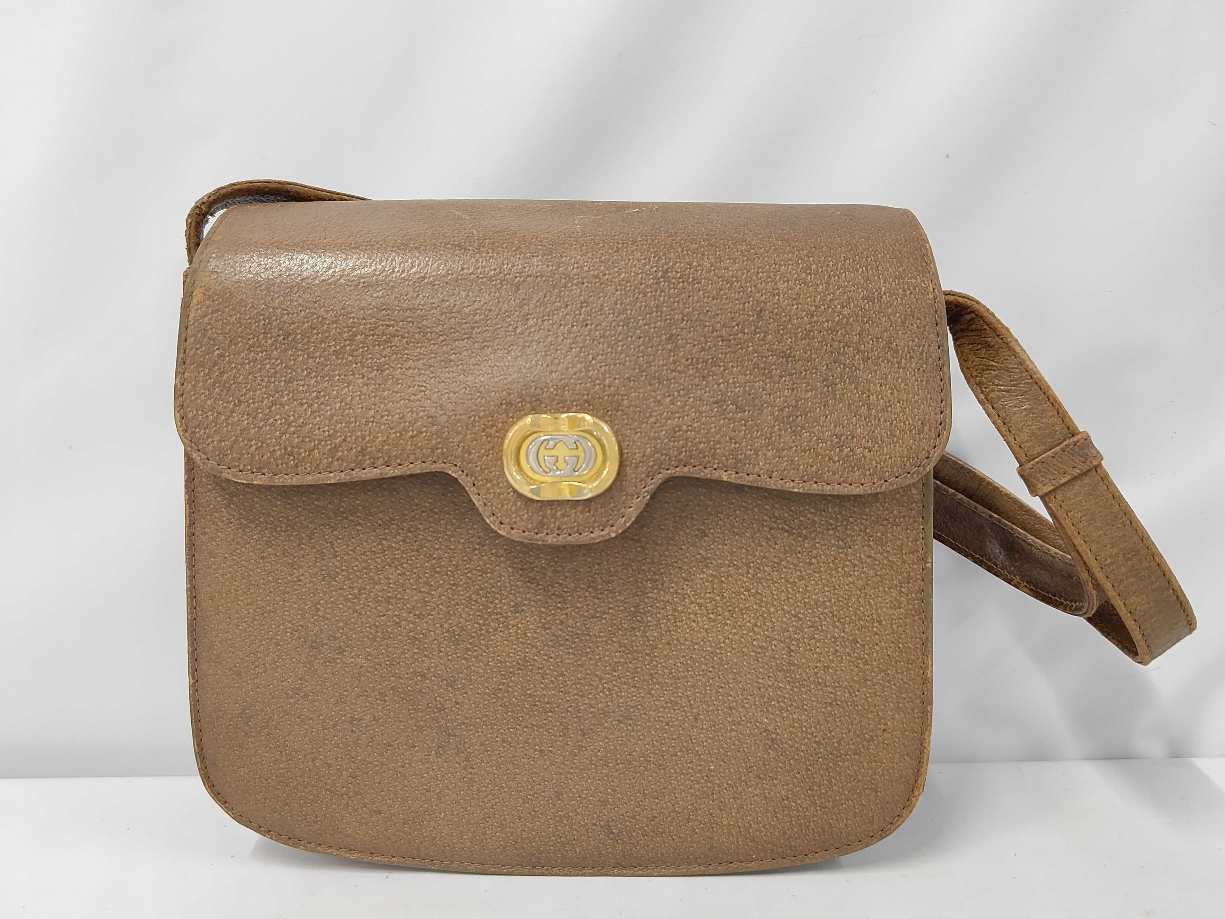 Interlocking Leather Shoulder Bag