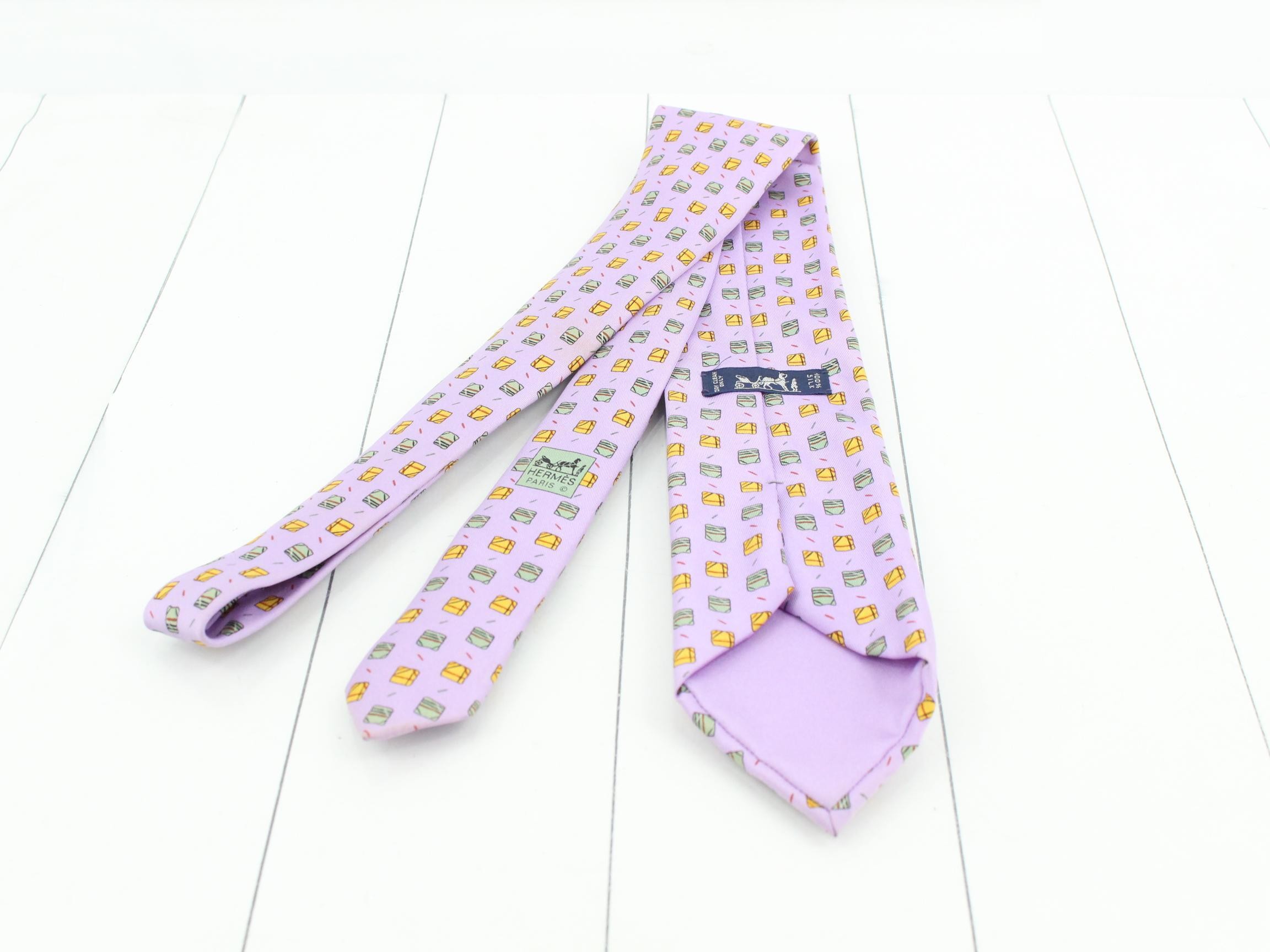 necktie — view 2
