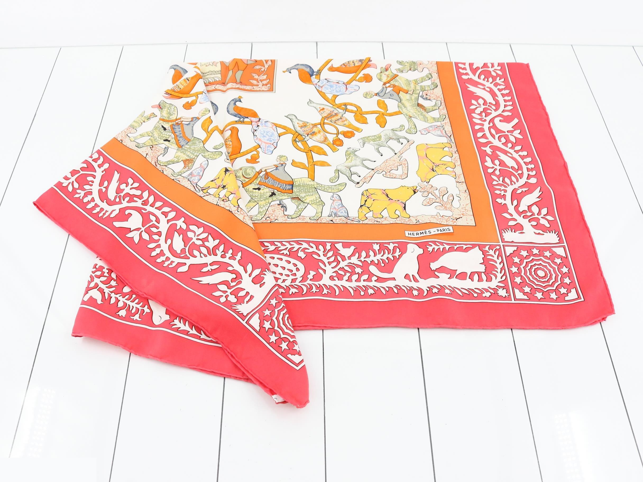Carre 90, Orange/Red, Animal Print — view 3