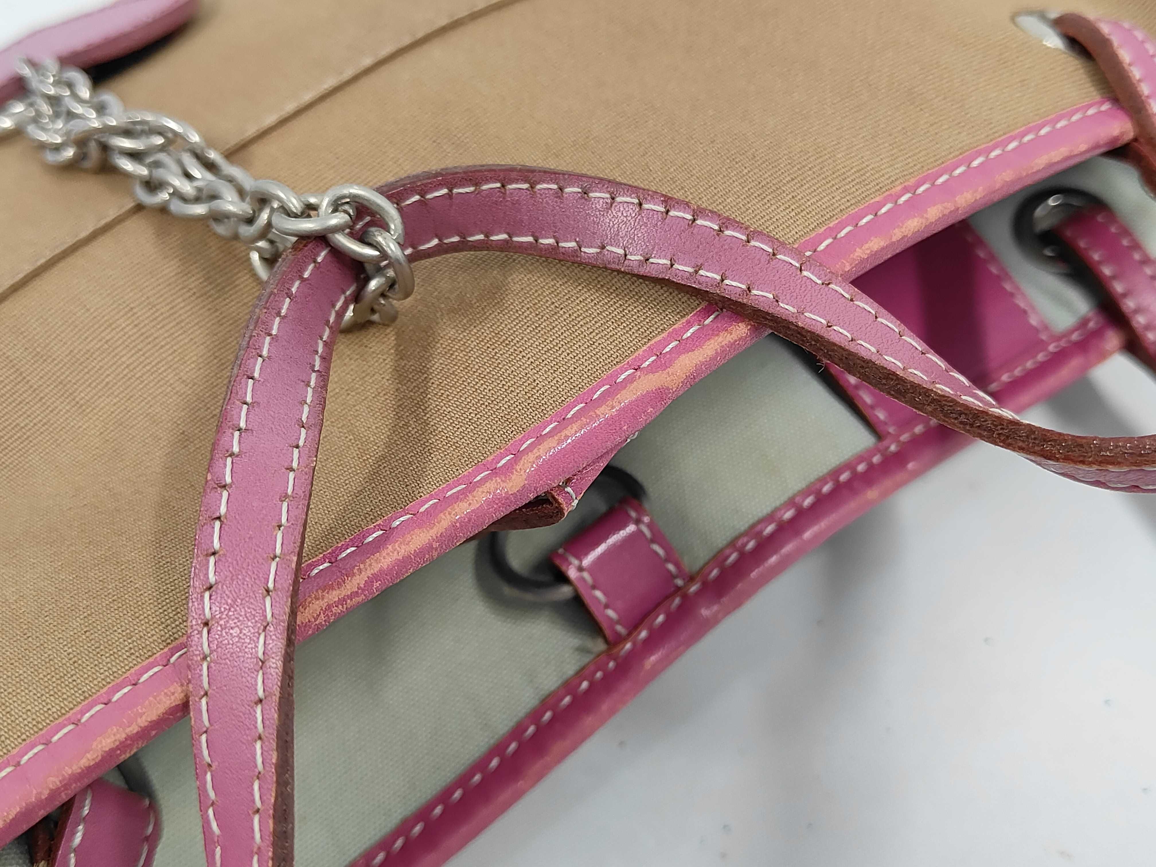 handbag with heart charm, Shadow Horse design, canvas and leather, beige and pink. — view 11