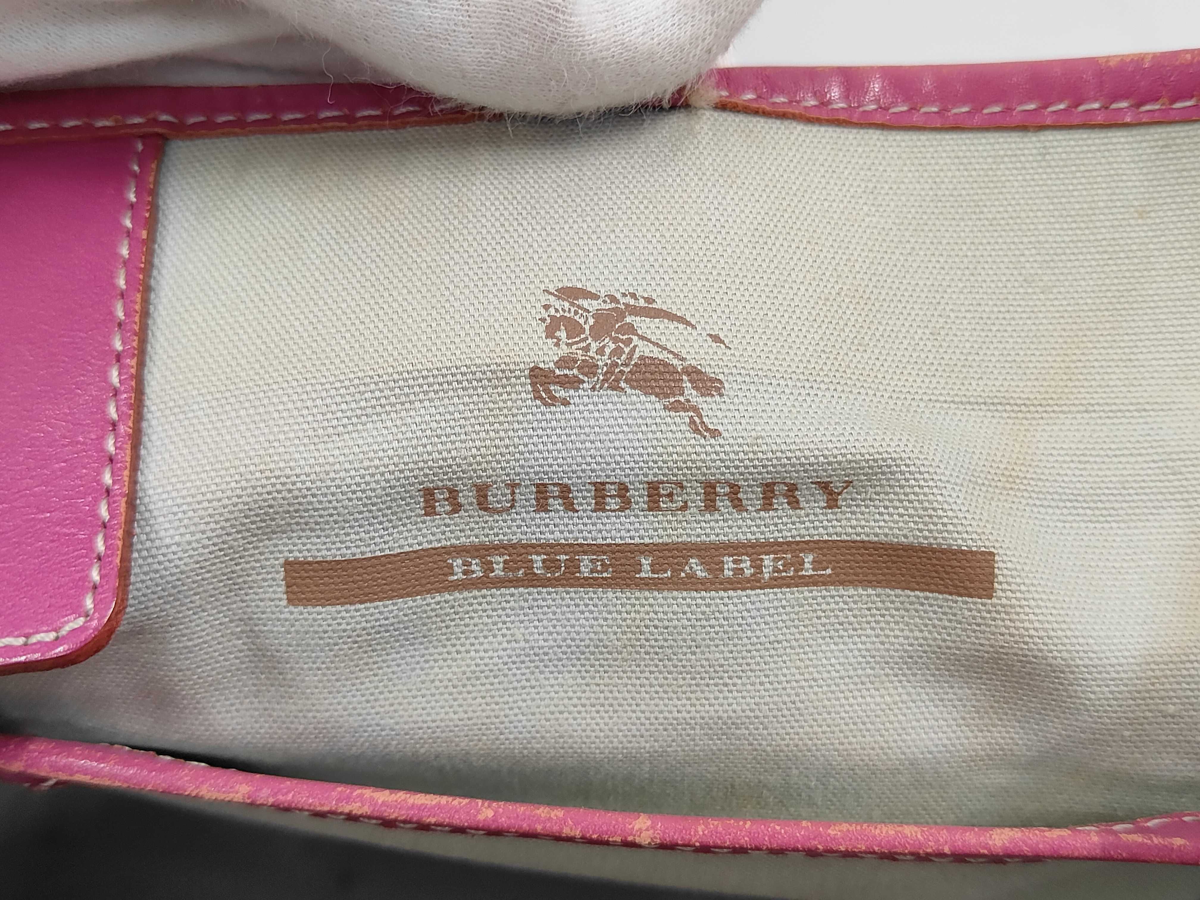 handbag with heart charm, Shadow Horse design, canvas and leather, beige and pink. — view 8